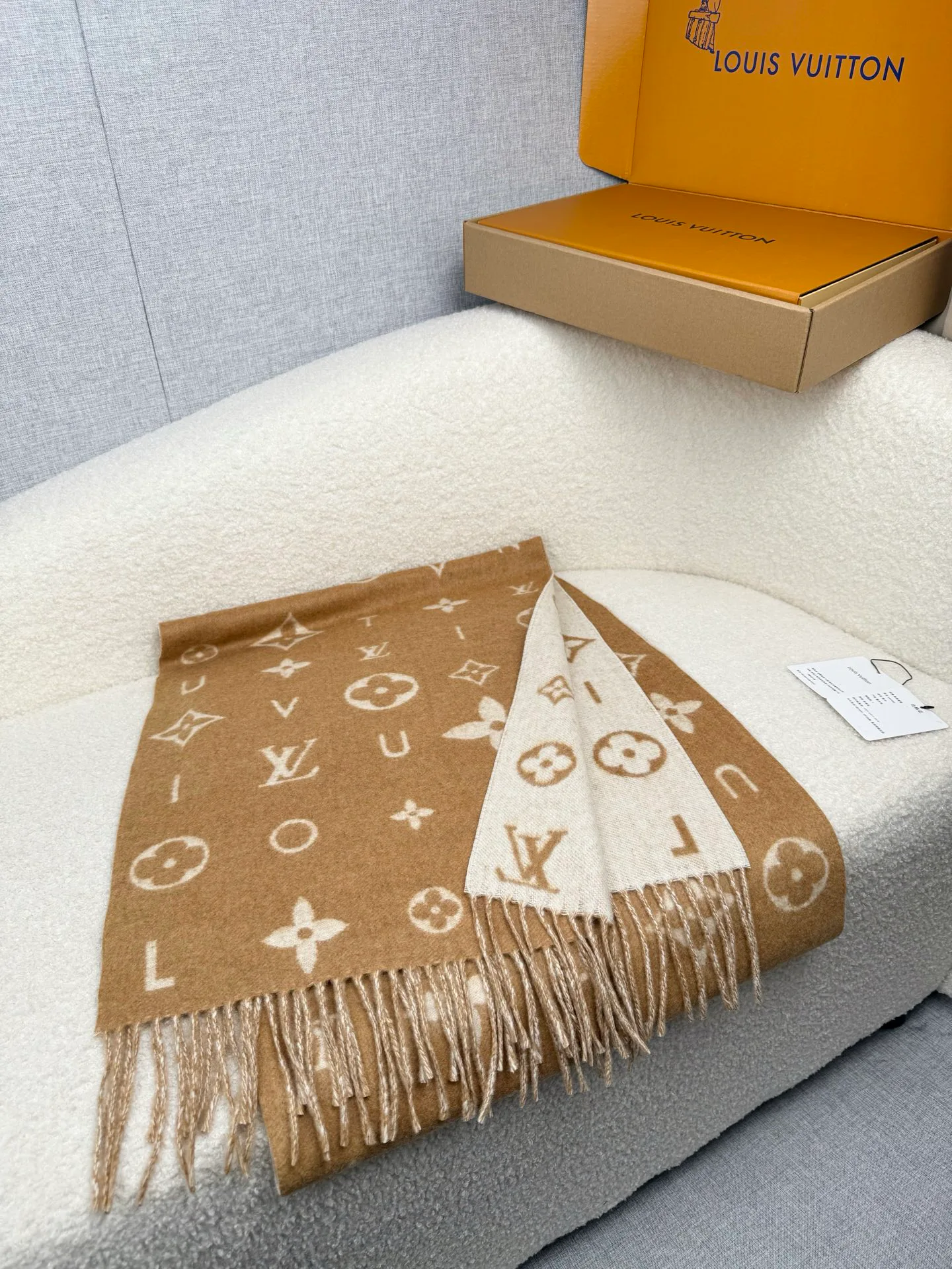 Шарфы Louis Vuitton 498278