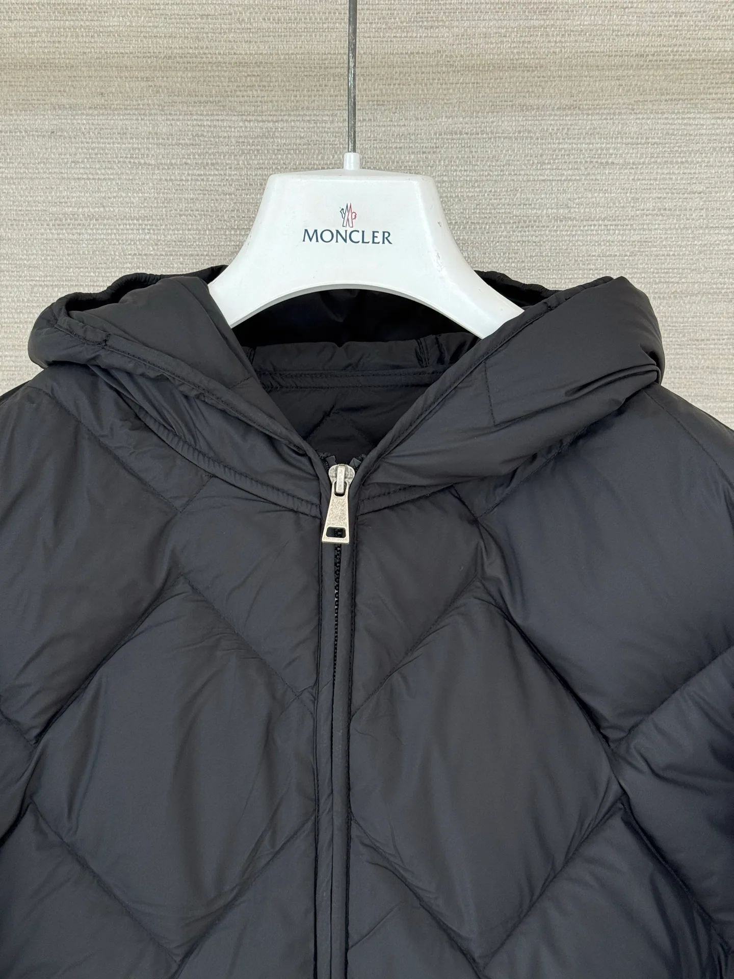 Куртки И Пуховики Женские Moncler 18603374
