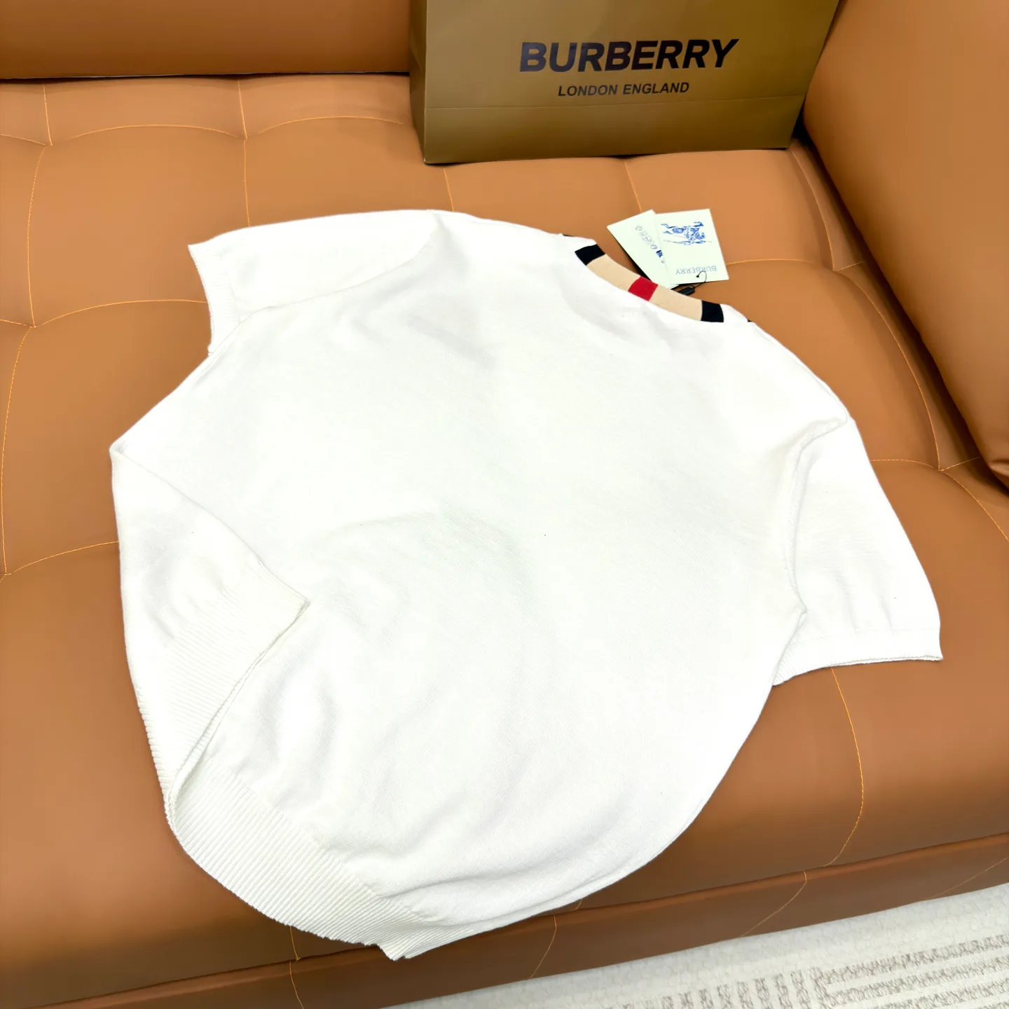 Футболки Женские Burberry 18000445