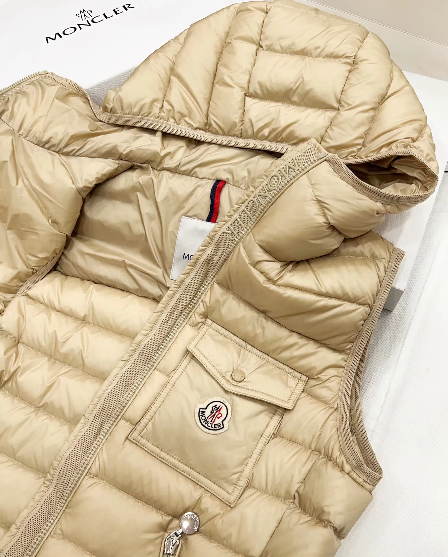 Жилеты Женские Moncler 18566227
