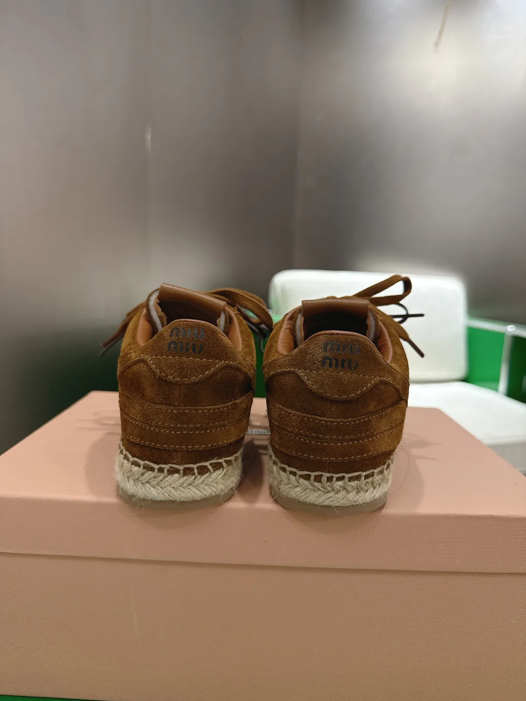 Кроссовки Женские Miu Miu 13152741