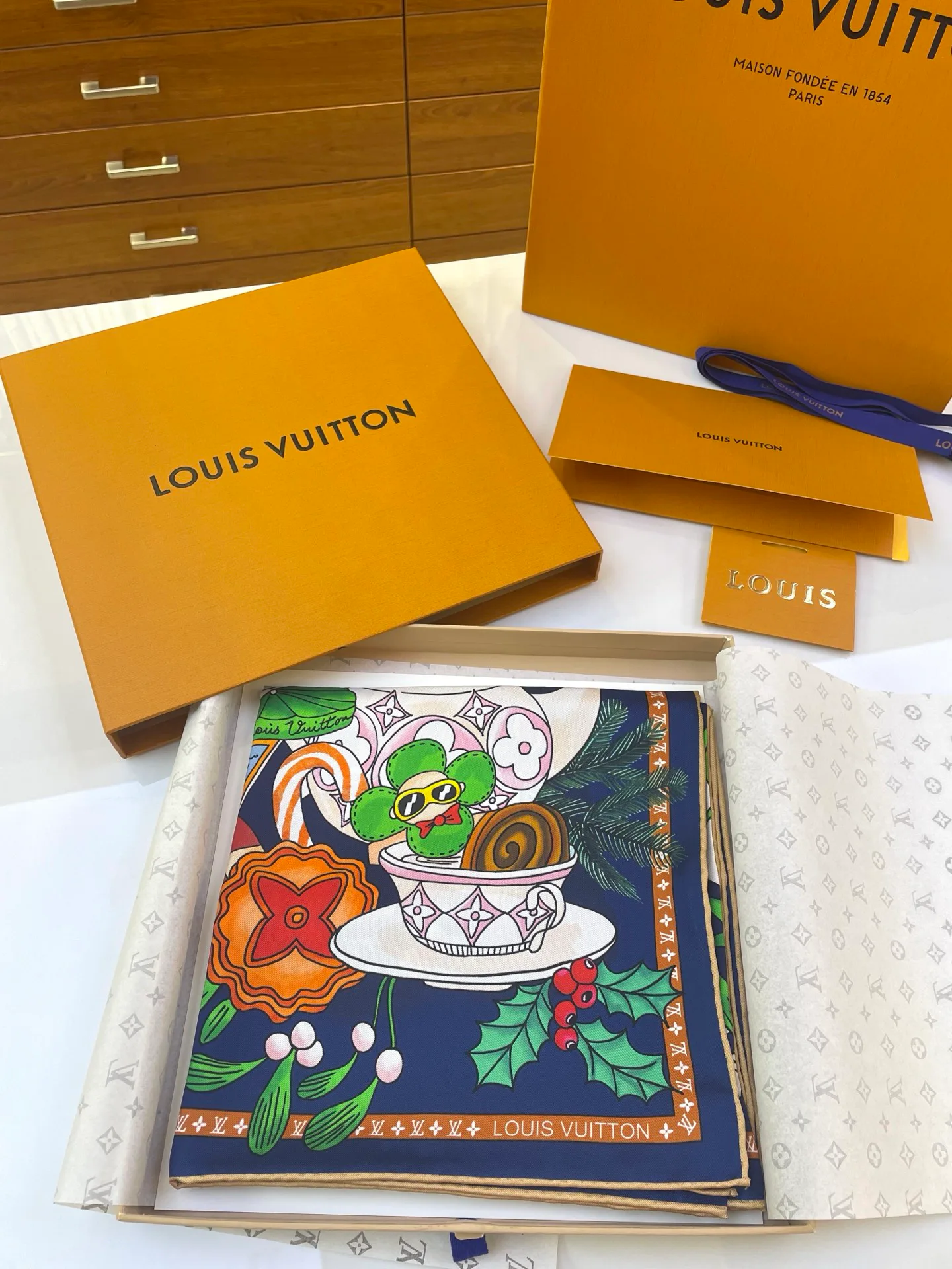 Платки Louis Vuitton 899684