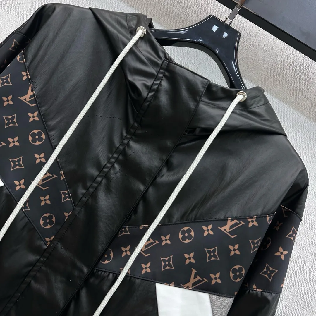 Куртки И Пуховики Женские Louis Vuitton 1267676