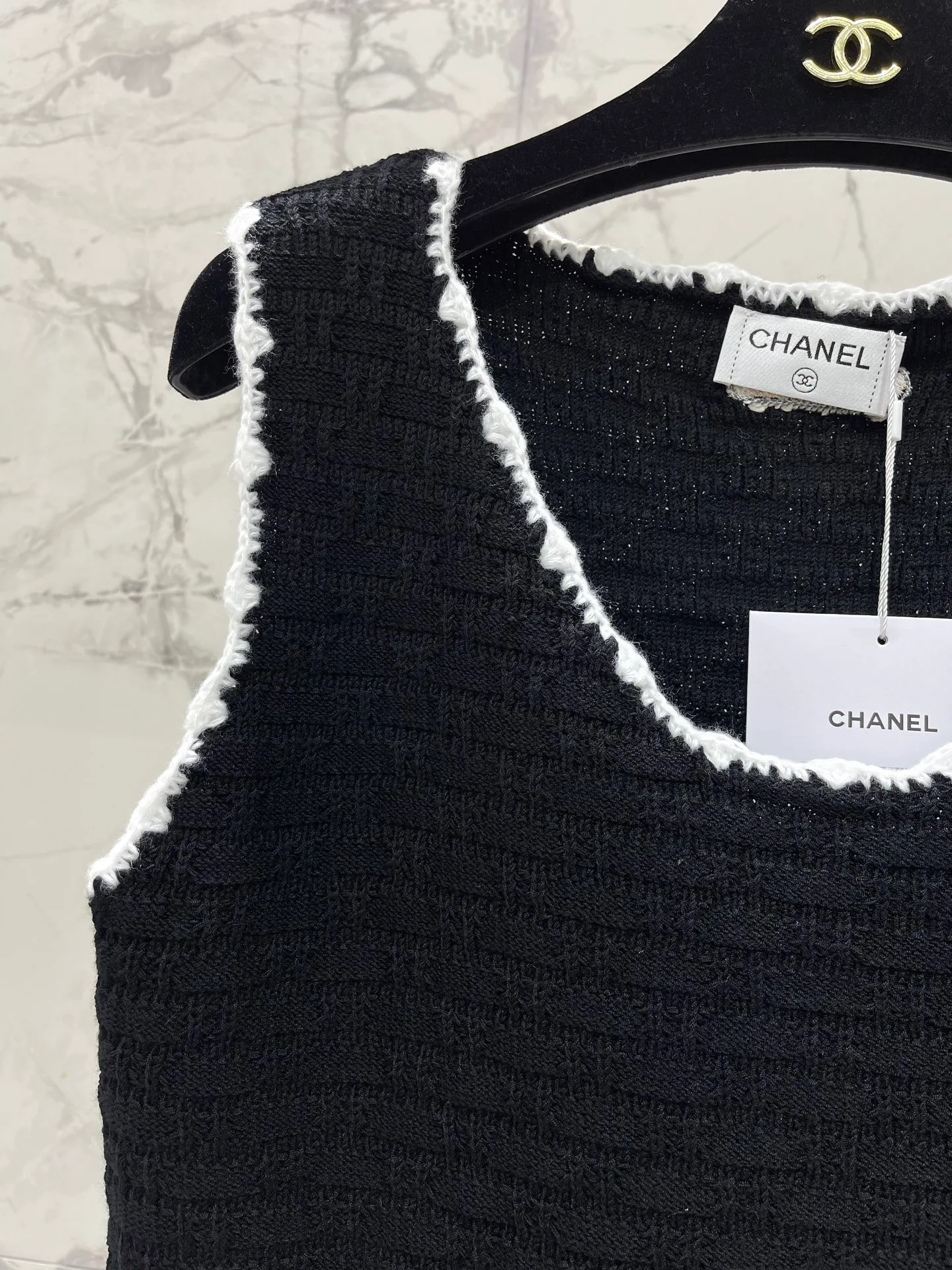 Жилеты Женские Chanel 11339884