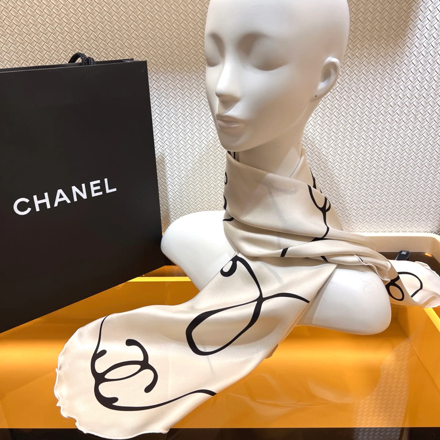 Платки Chanel 13604463