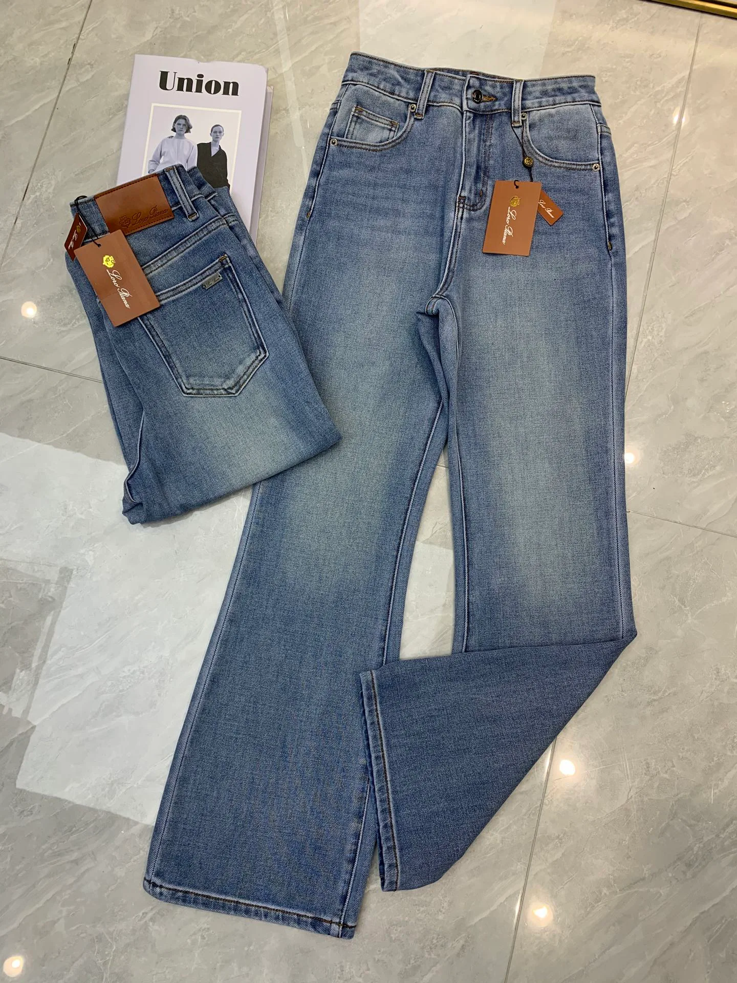 Джинсы Женские Loro Piana 72448