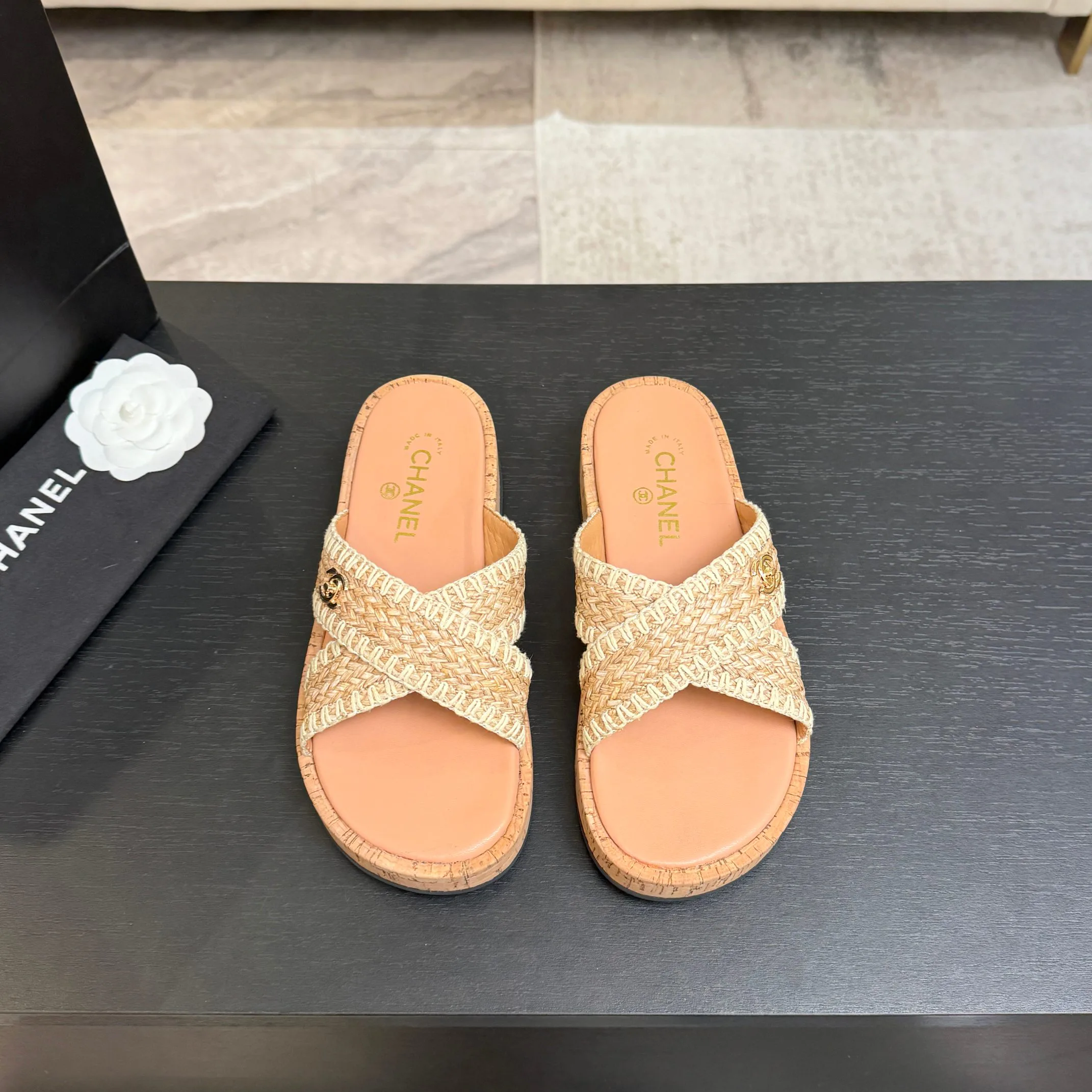 Шлепанцы Женские Chanel 1090995