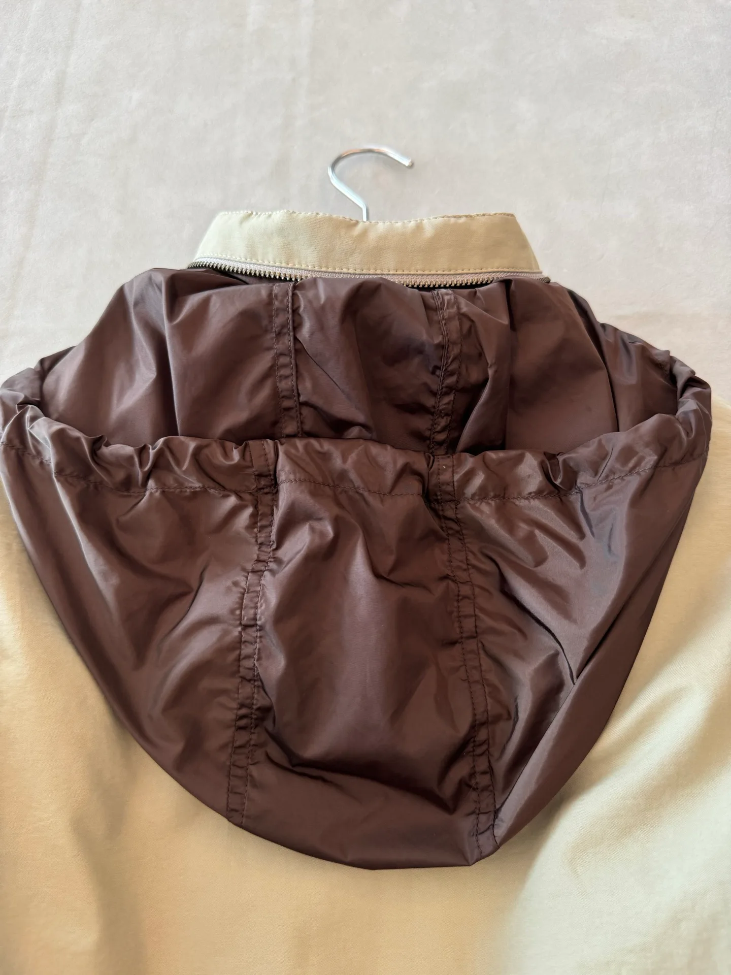 Куртки И Пуховики Женские Prada 19174978