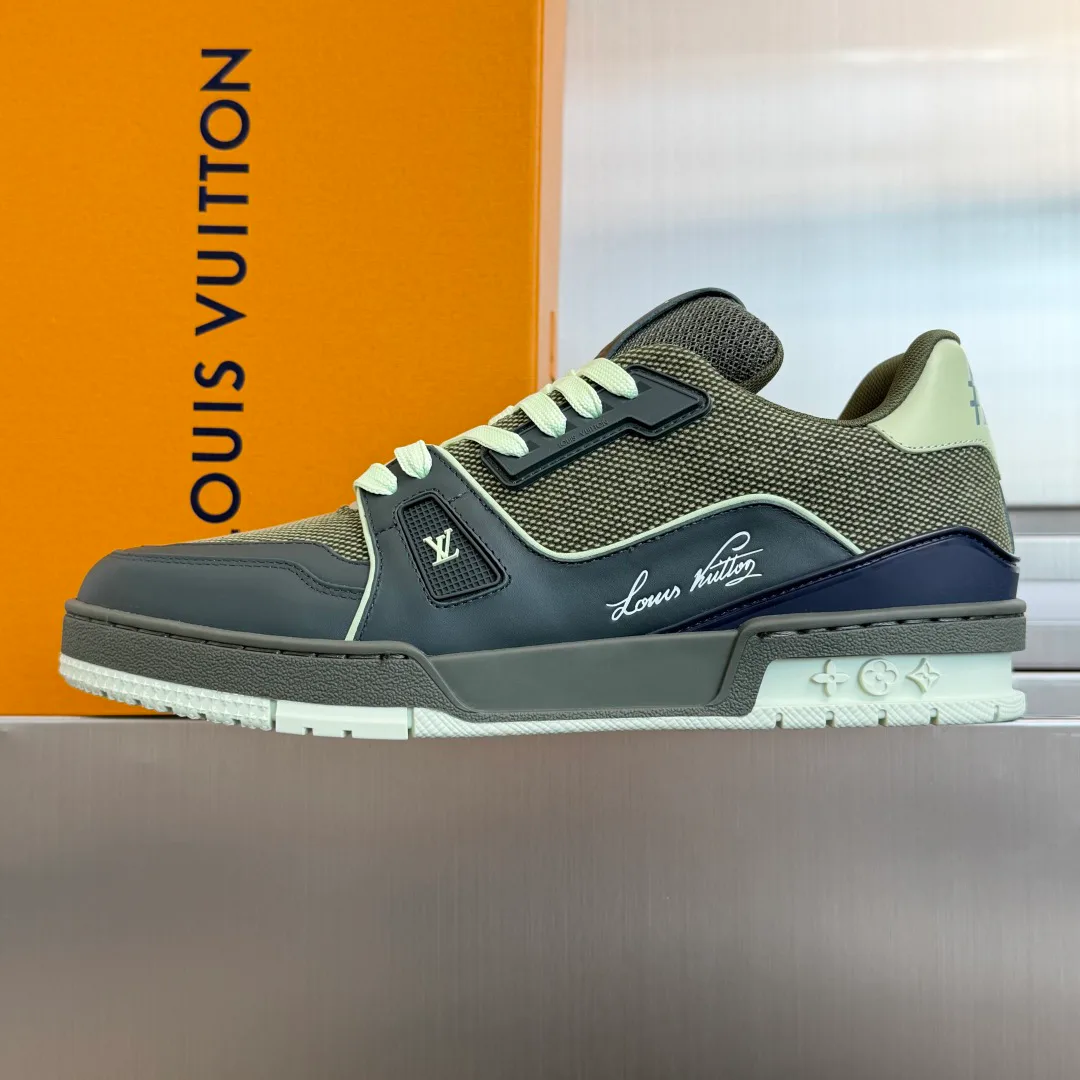 Кроссовки Мужские Louis Vuitton 10192684