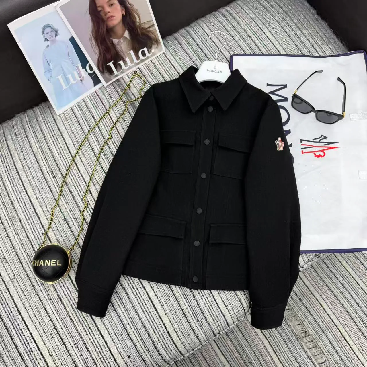 Куртки И Пуховики Женские Moncler 2600348