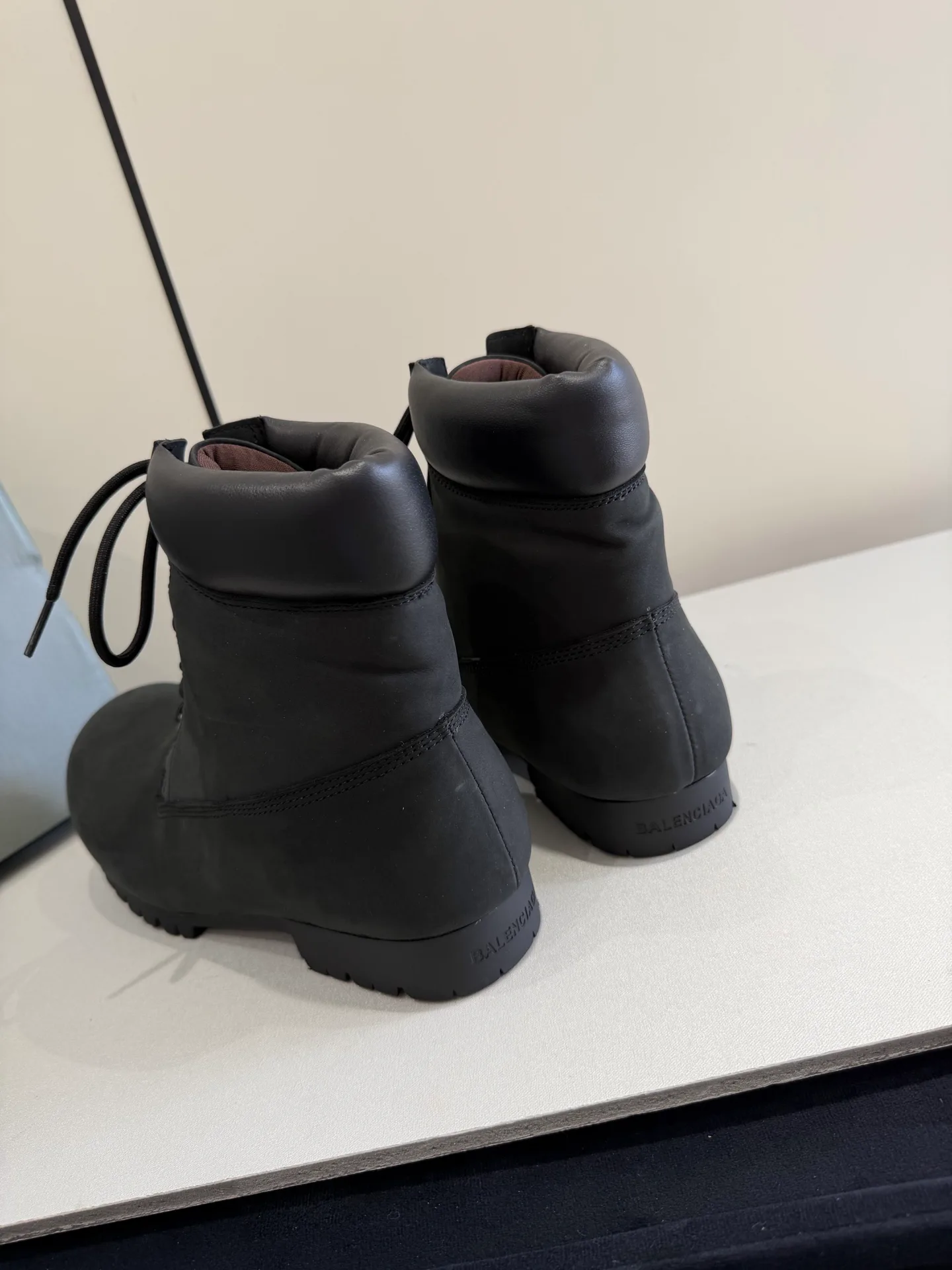 Ботинки Женские Balenciaga 18470035