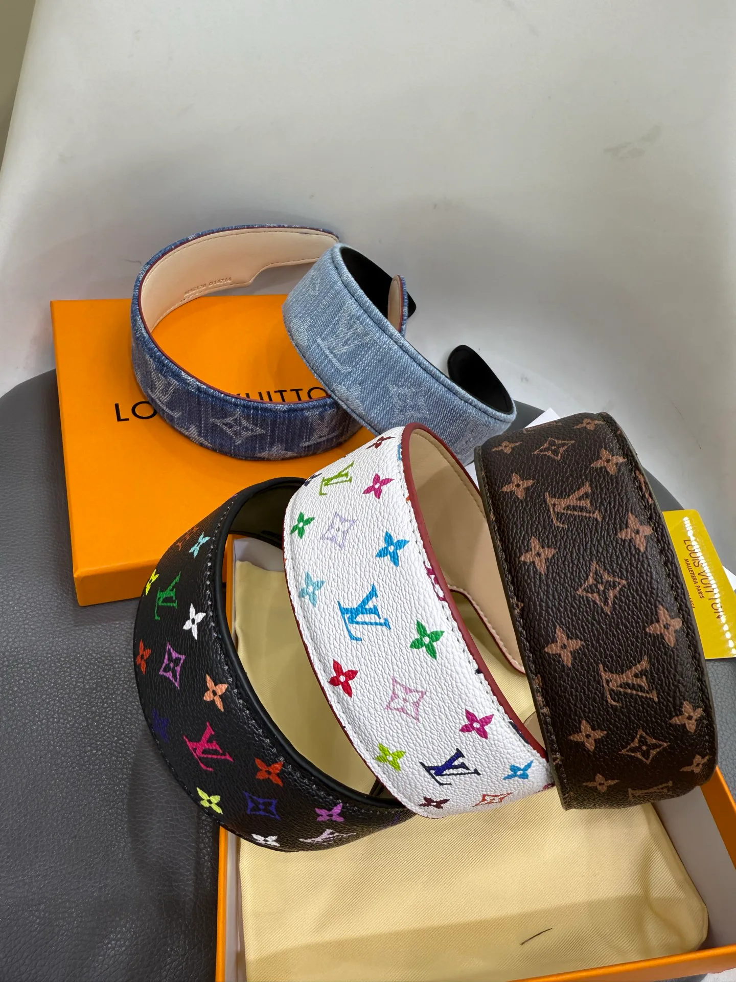 Головные Уборы Louis Vuitton 1703400