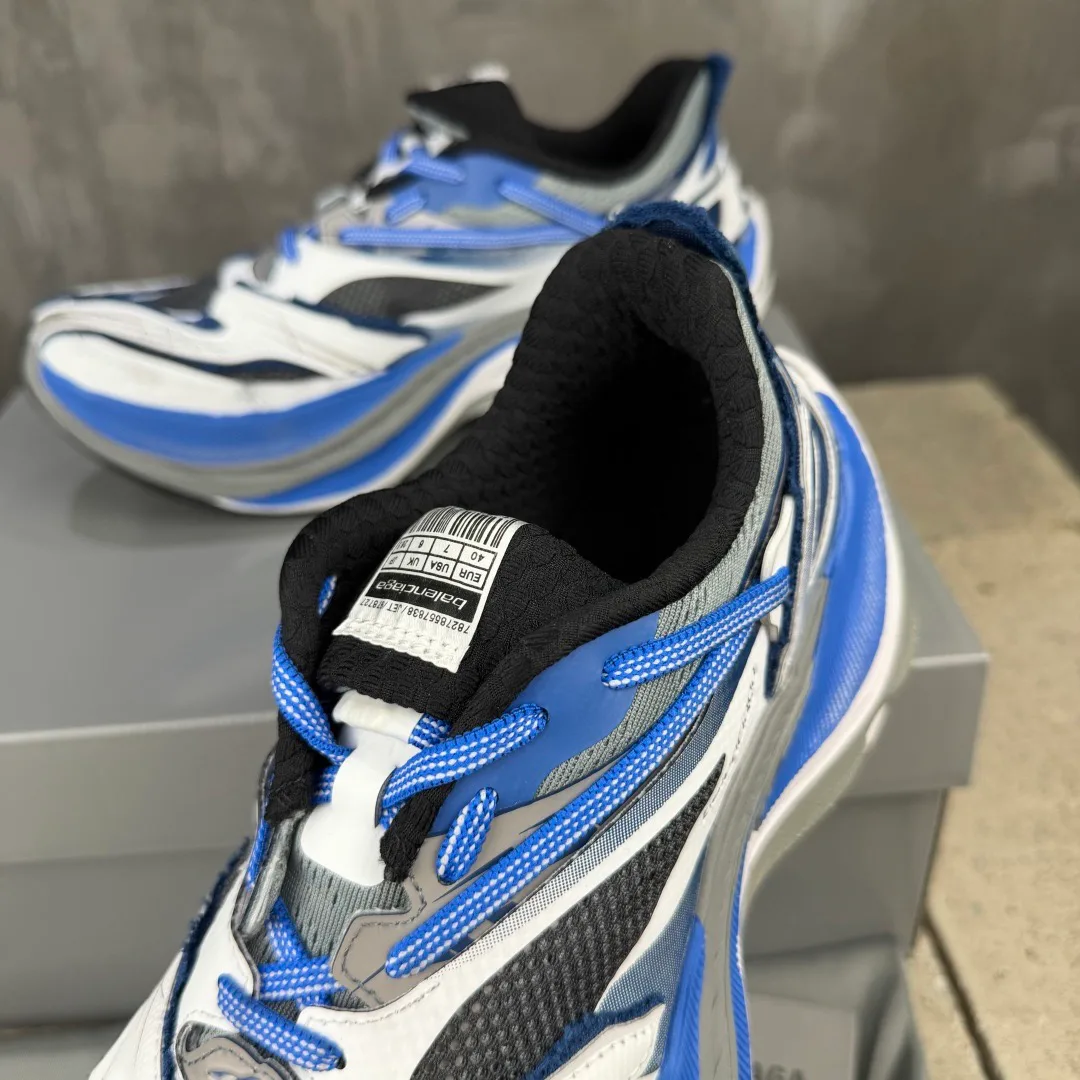 Кроссовки Женские Balenciaga 17787125