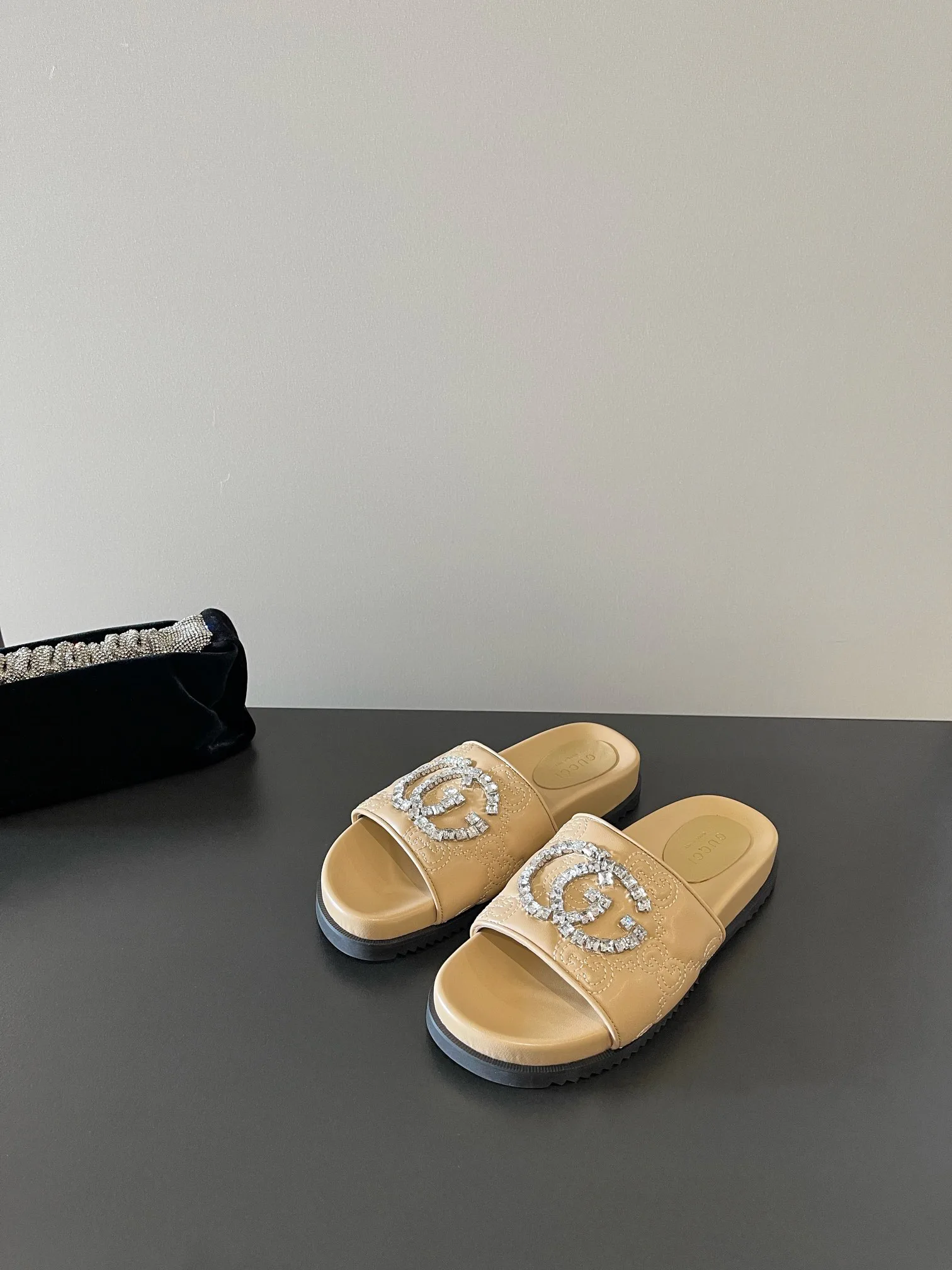 Шлепанцы Женские Gucci 30081