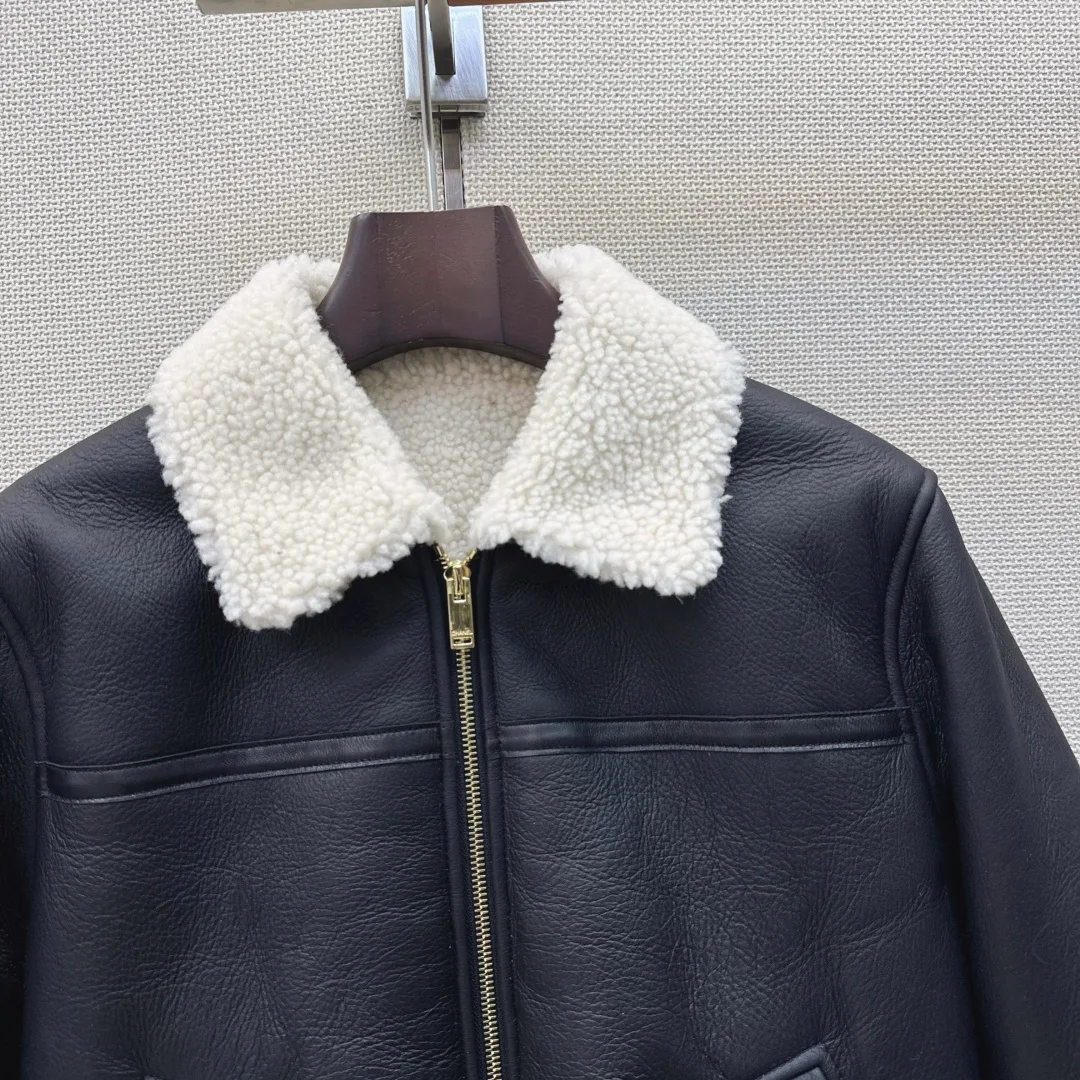 Кожаные Куртки И Дублёнки Женские Chanel 19400587