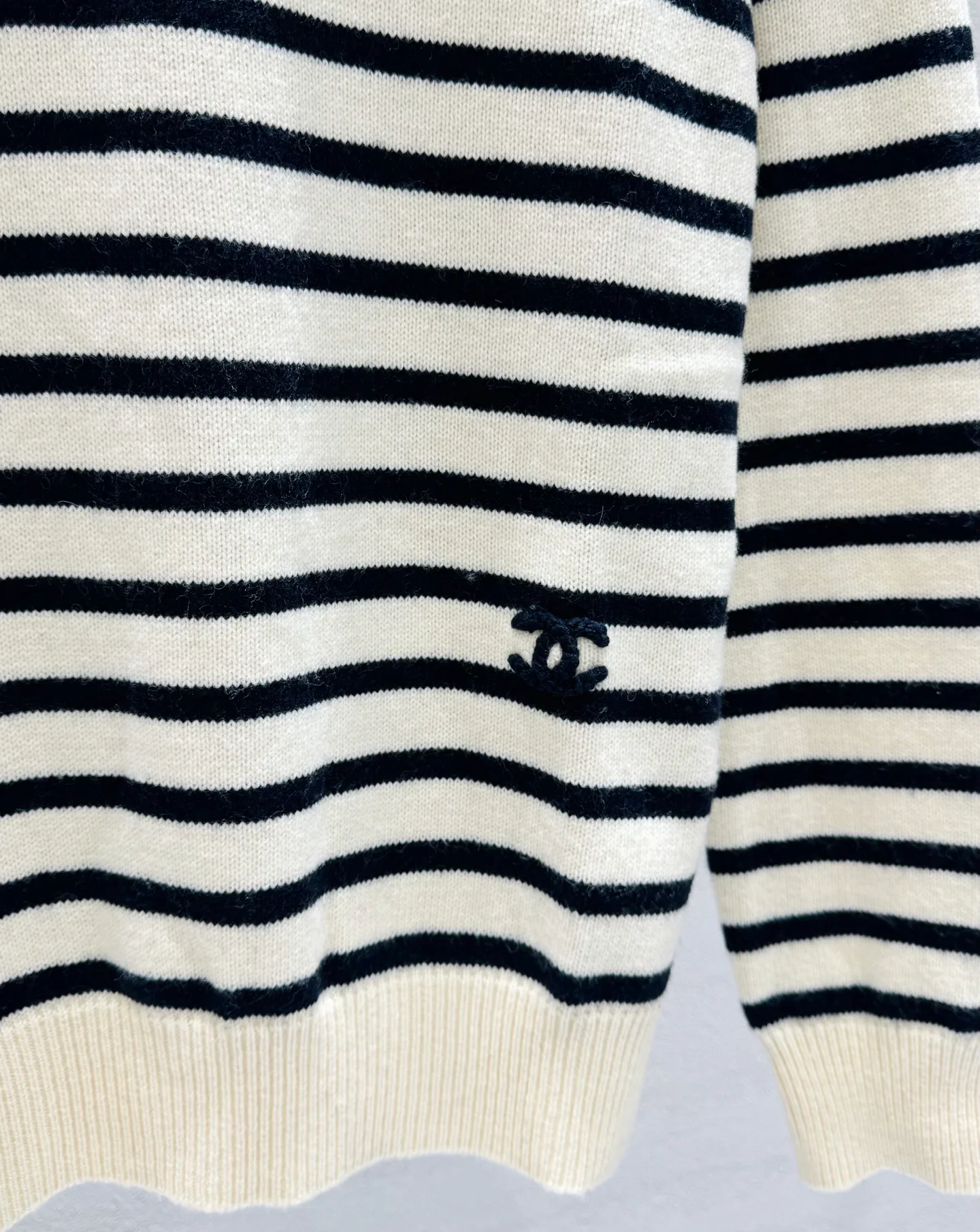 Джемперы И Свитеры Женские Chanel 17954472
