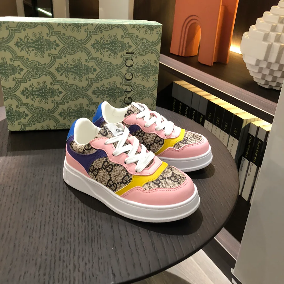 Кроссовки Женские Gucci 18445137