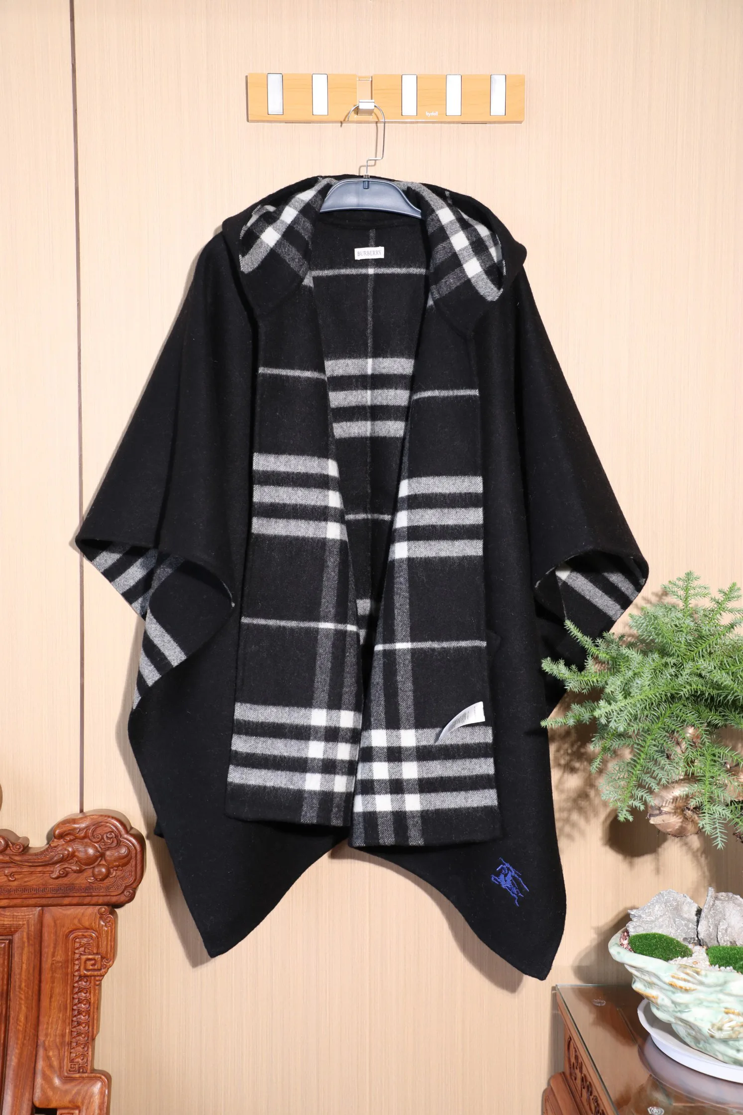 Пальто Женские Burberry 19313909