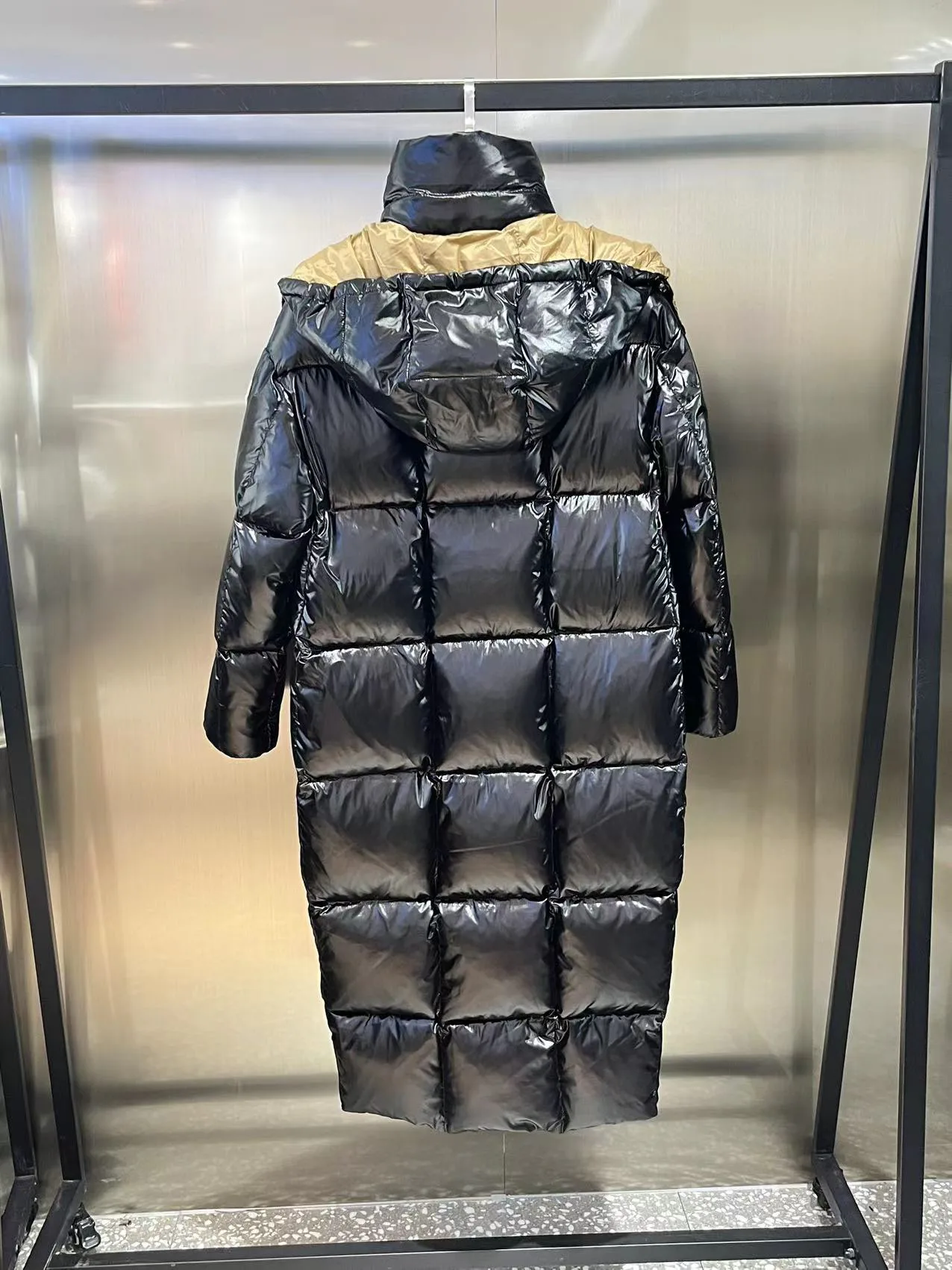 Куртки И Пуховики Женские Moncler 5046