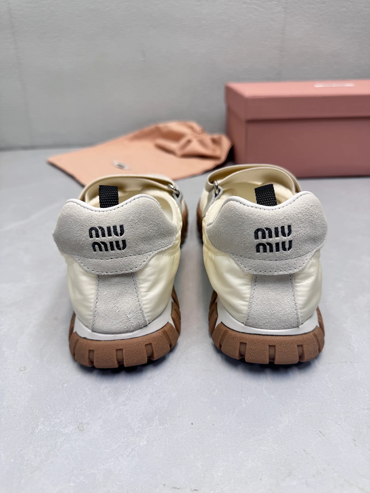 Кроссовки Женские Miu Miu 101573