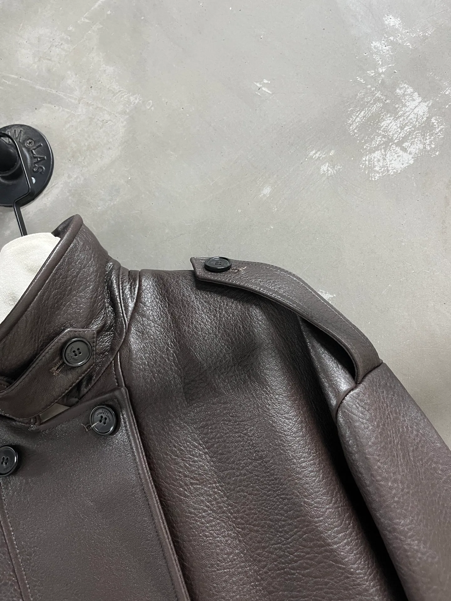 Кожаные Куртки И Дублёнки Женские Saint Laurent 18479707