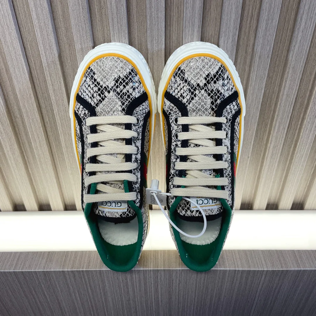 Кроссовки Женские Gucci 19691192