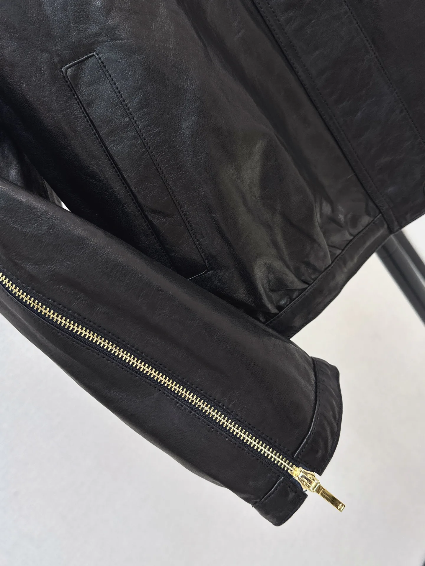 Кожаные Куртки И Дублёнки Женские Chanel 18757481