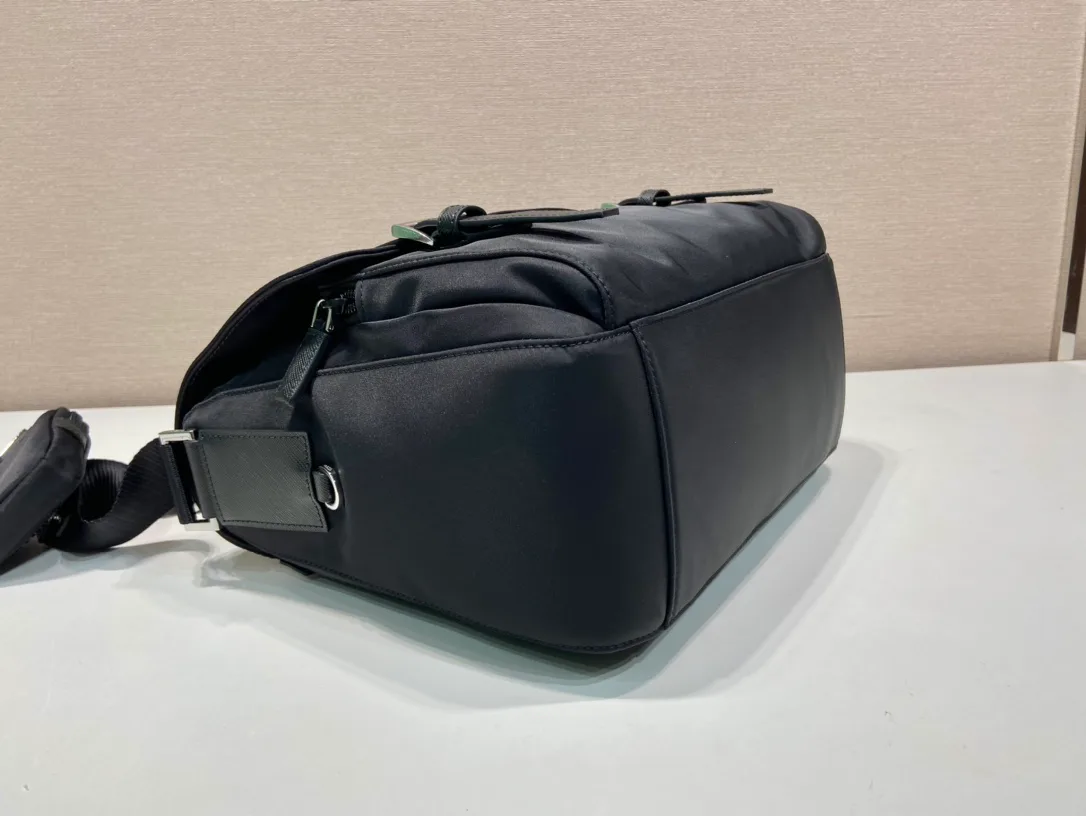 Сумки На Ремне Женские Prada 13162701