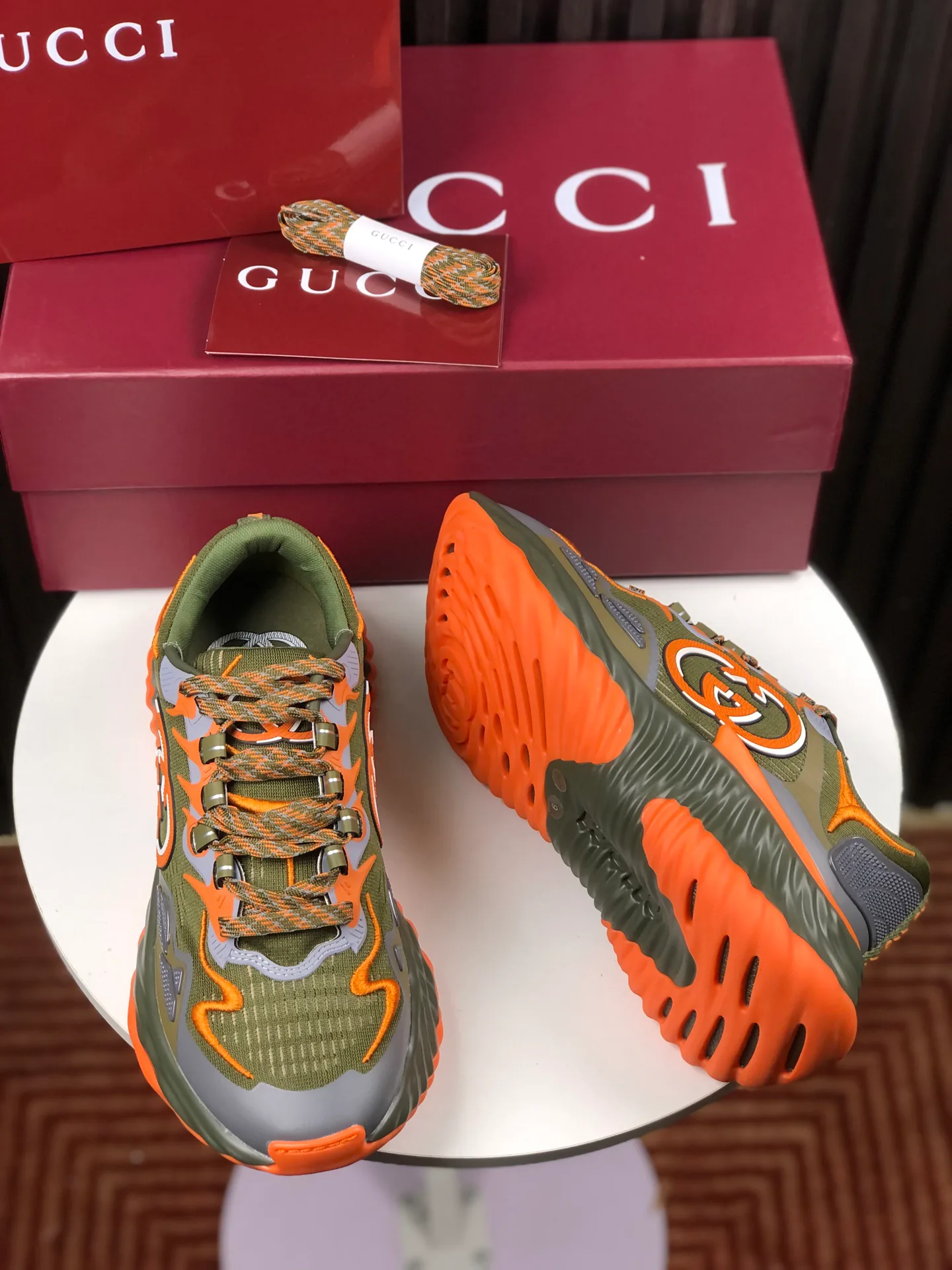 Кроссовки Мужские Gucci 25568