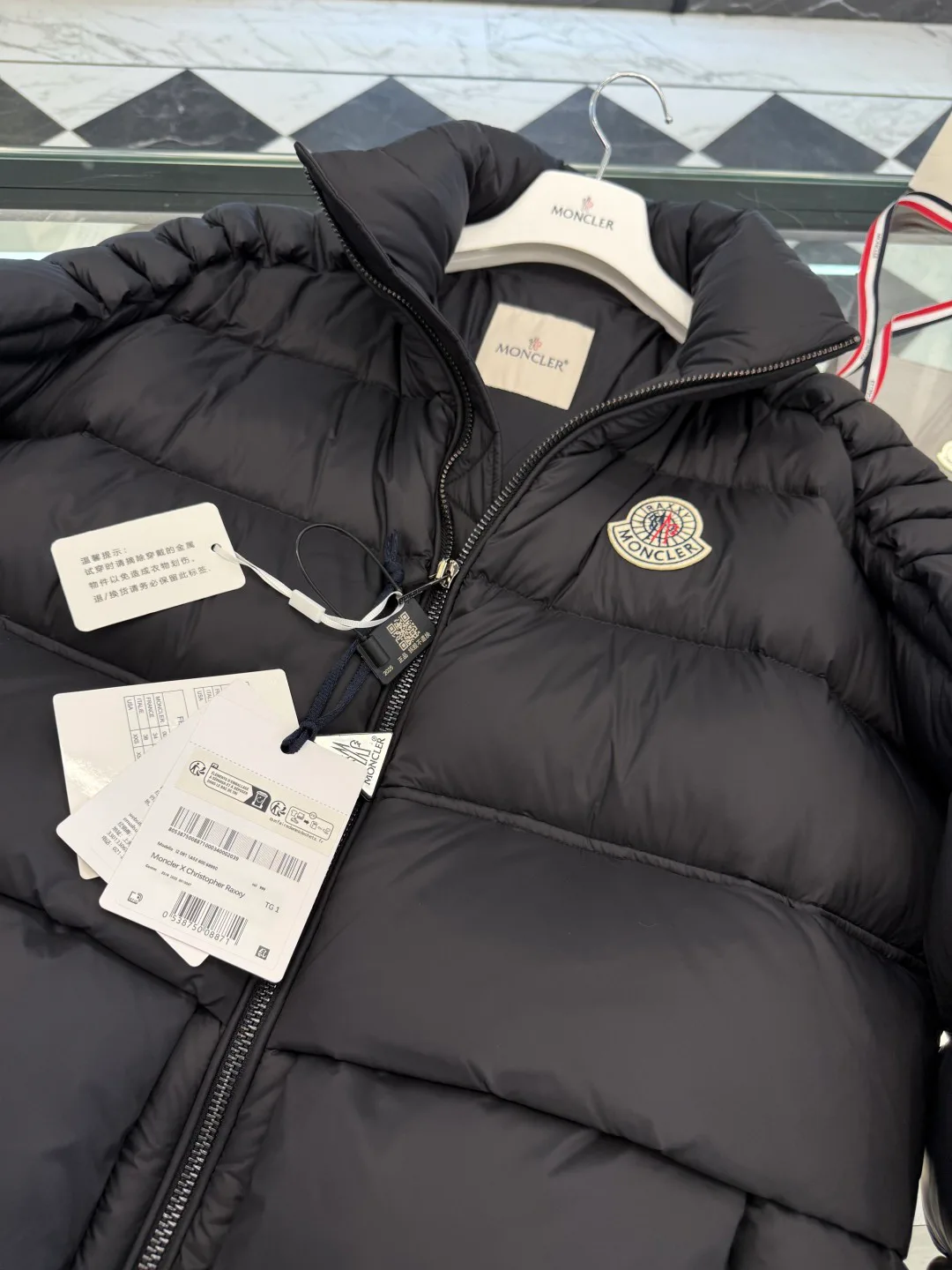 Куртки И Пуховики Женские Moncler 4419863