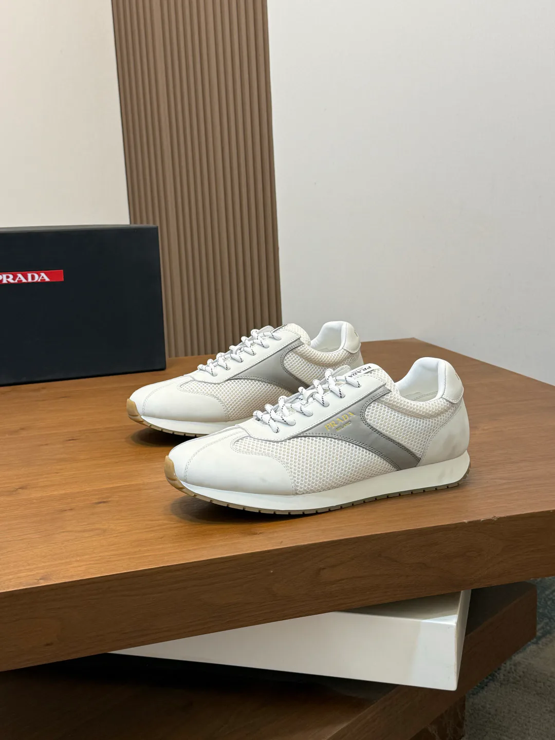 Кроссовки Мужские Prada 18078852