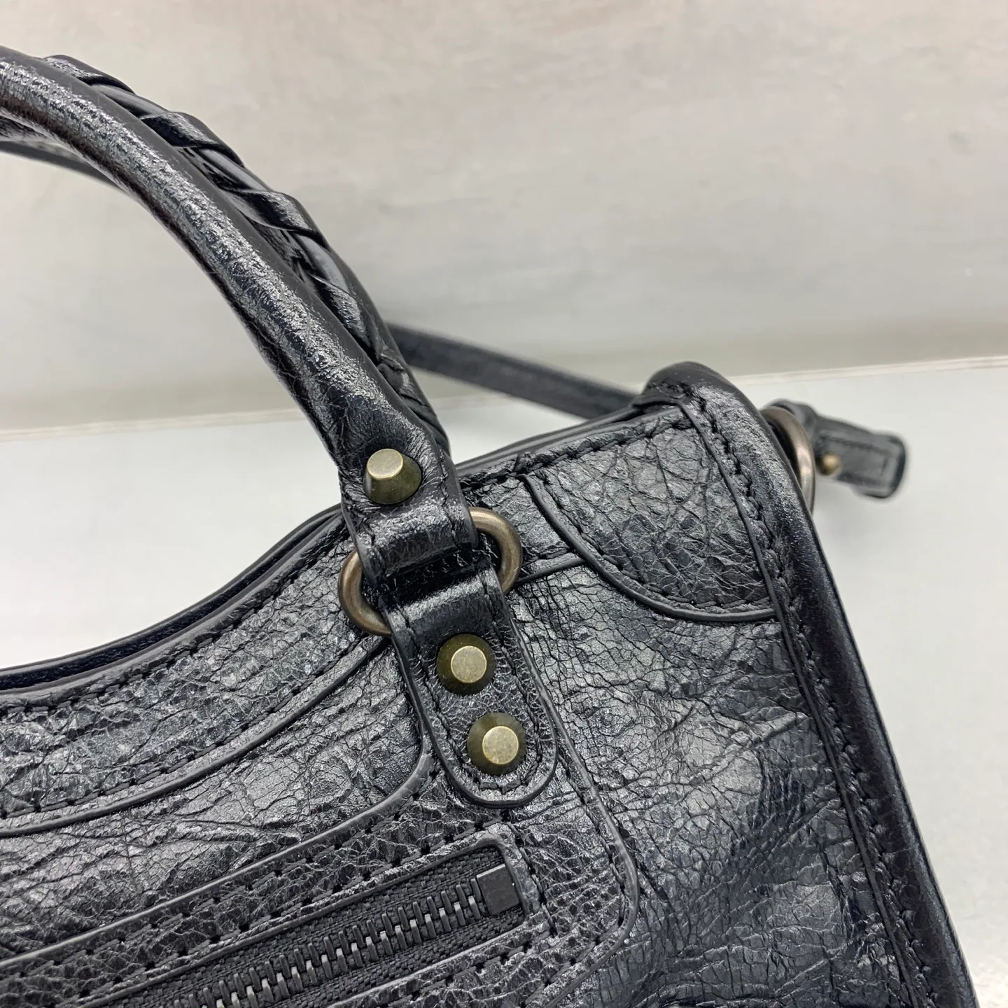 Классические Сумки Женские Balenciaga 16862709