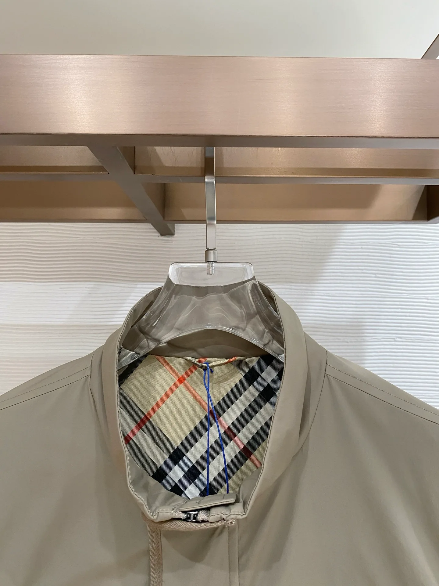 Жилеты Женские Burberry 10708572