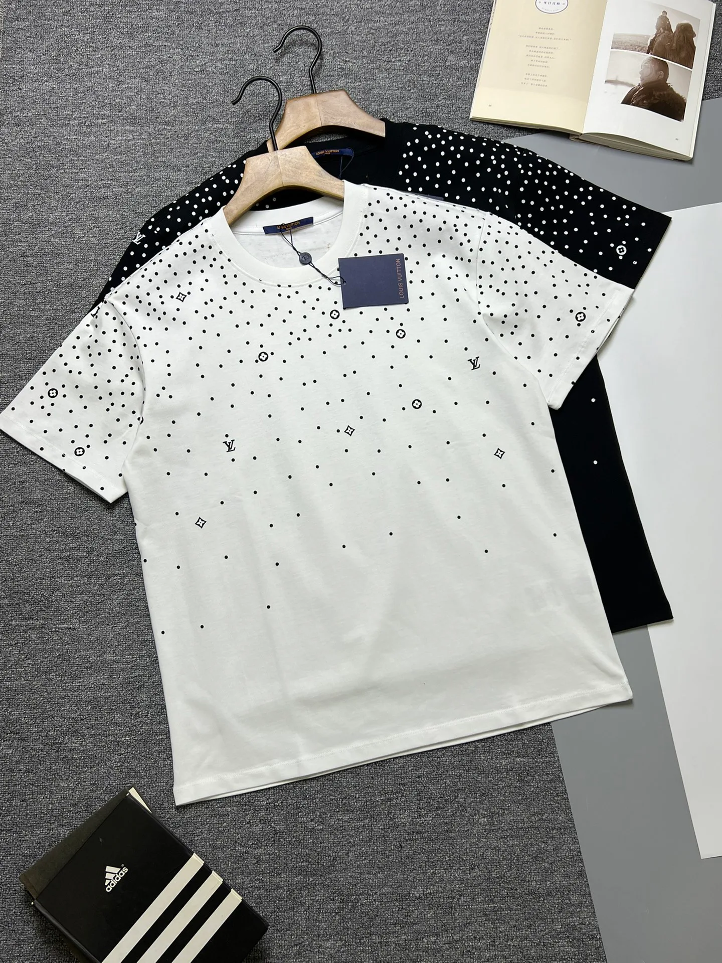 Футболки Женские Louis Vuitton 11575056