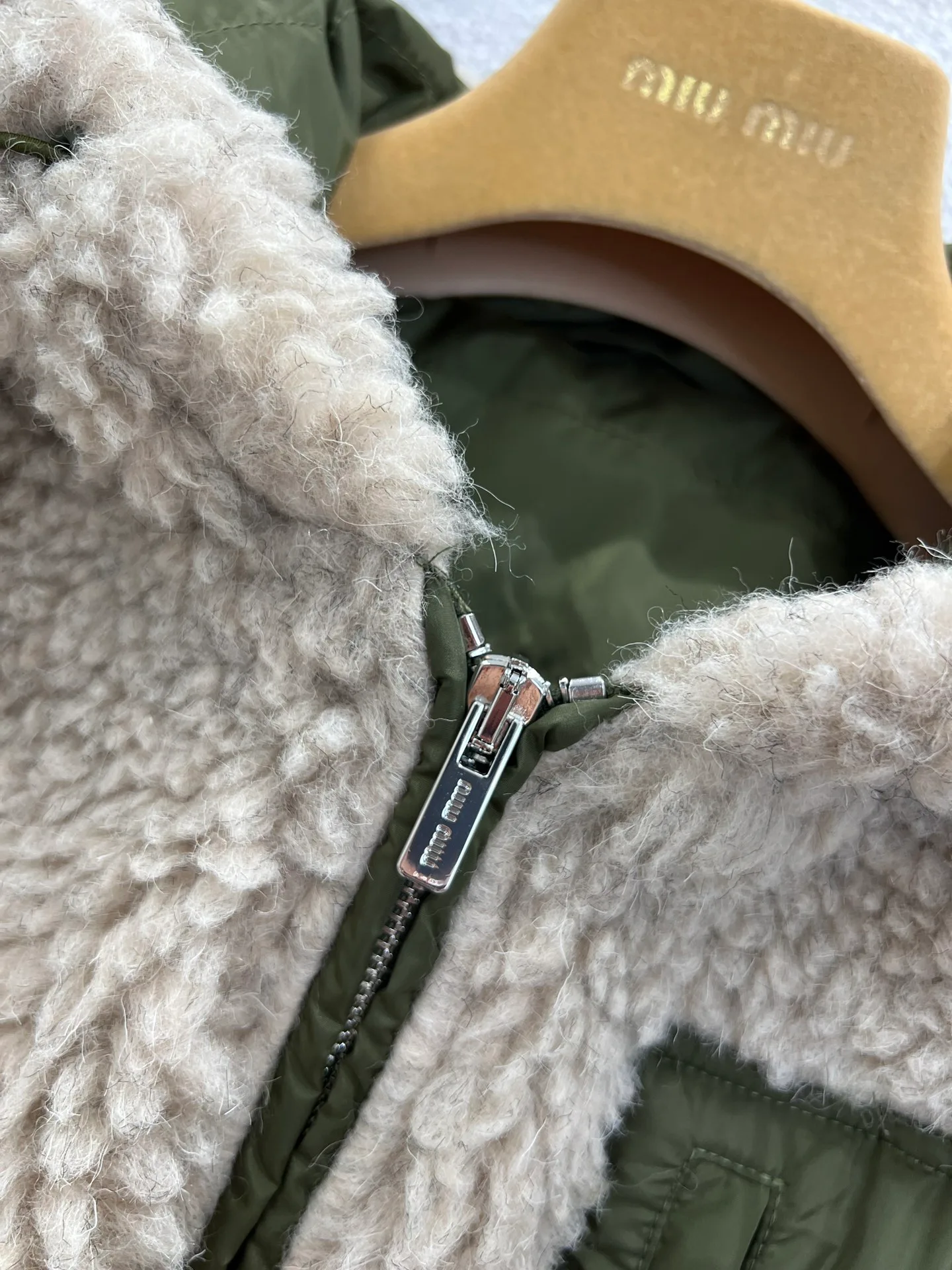 Куртки И Пуховики Женские Miu Miu 312468