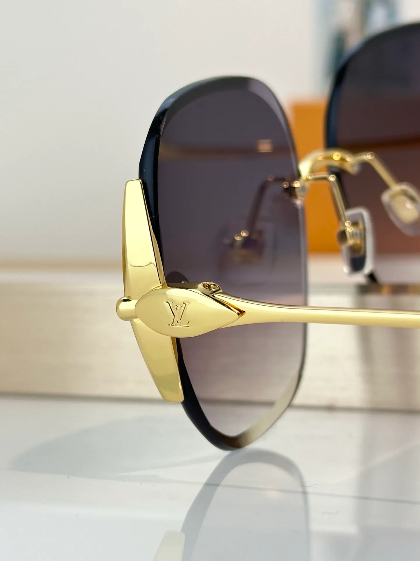 Очки Louis Vuitton 13541333