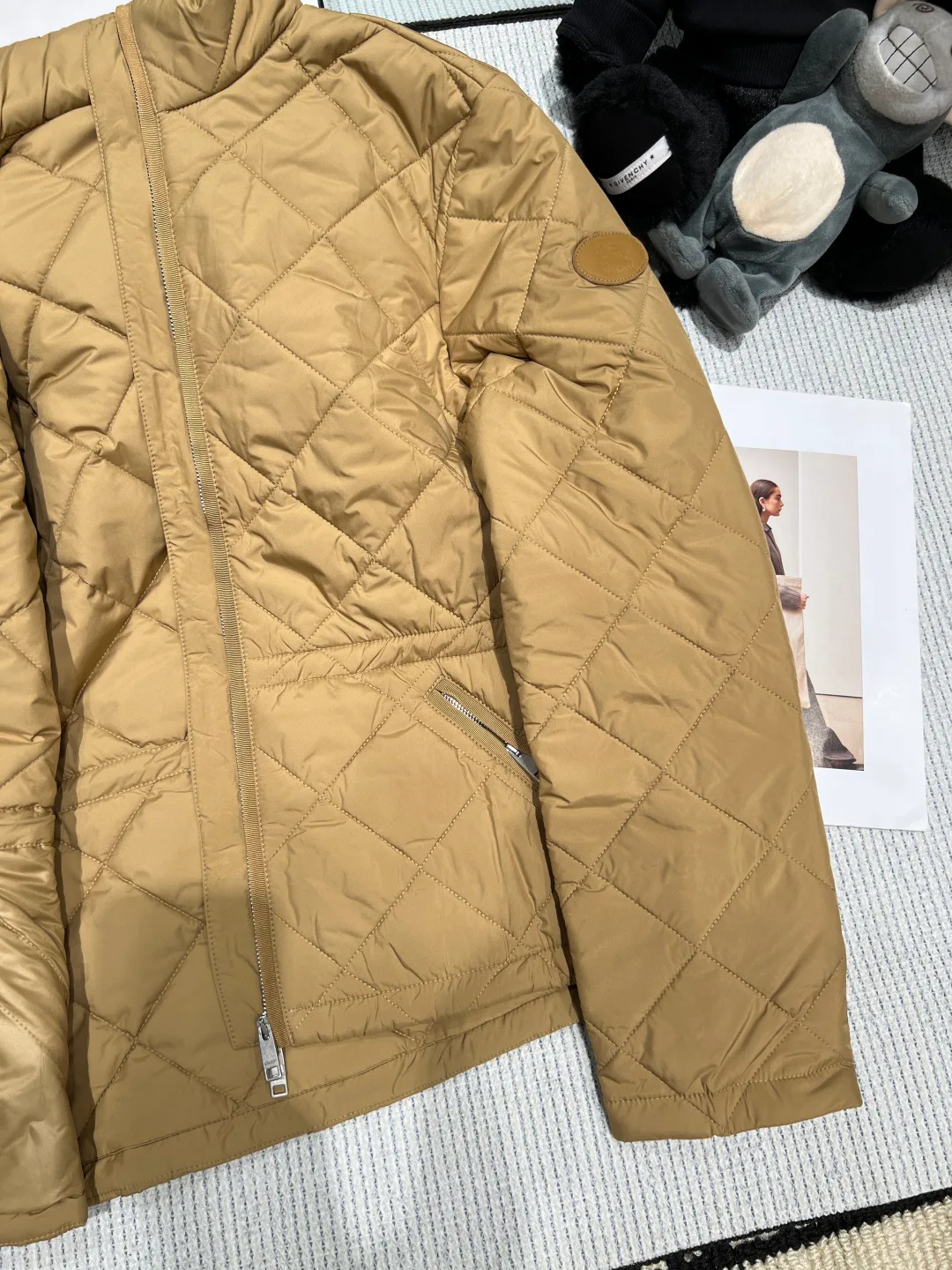 Куртки И Пуховики Женские Burberry 18172185