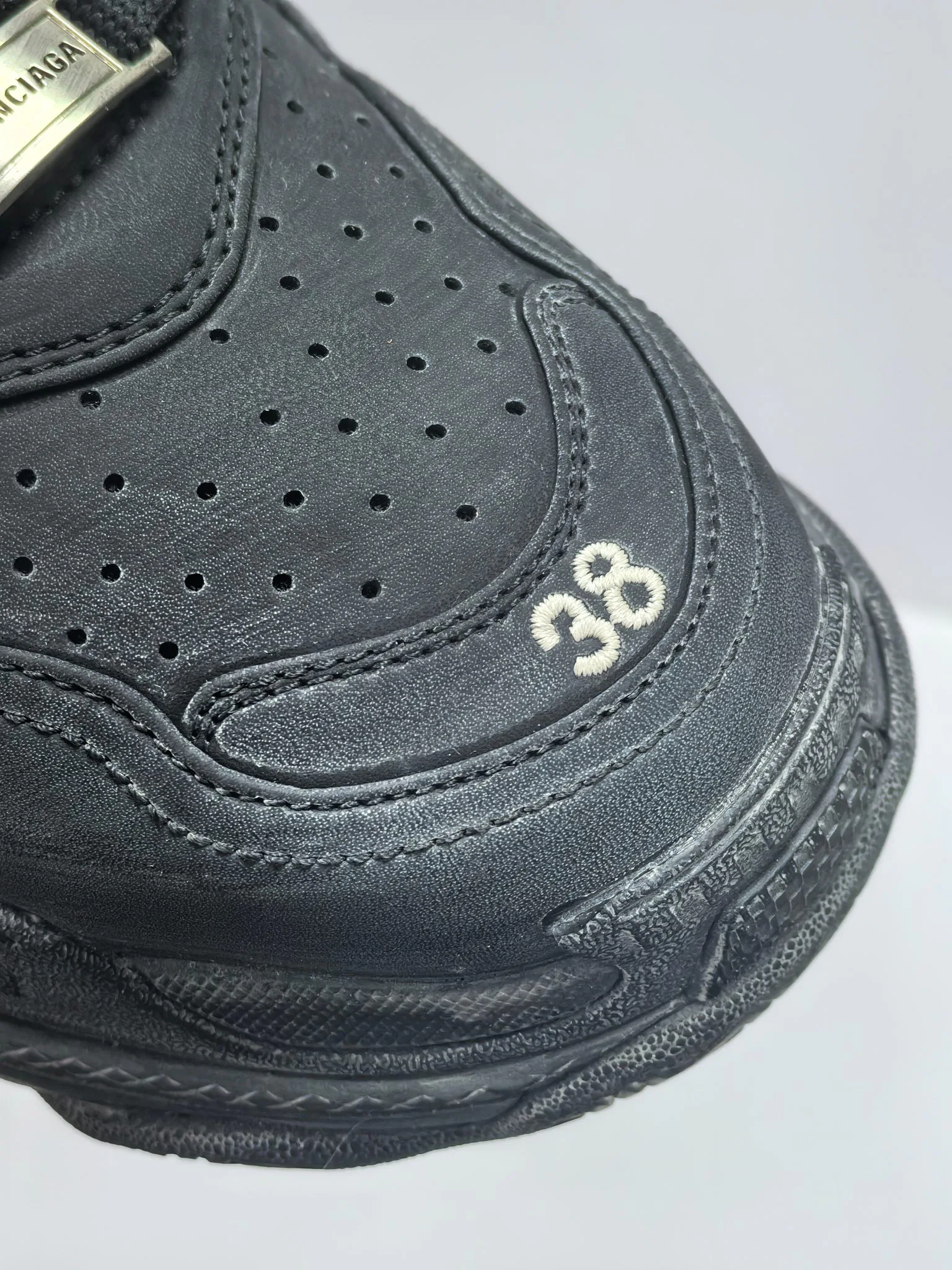 Кроссовки Женские Balenciaga 33371