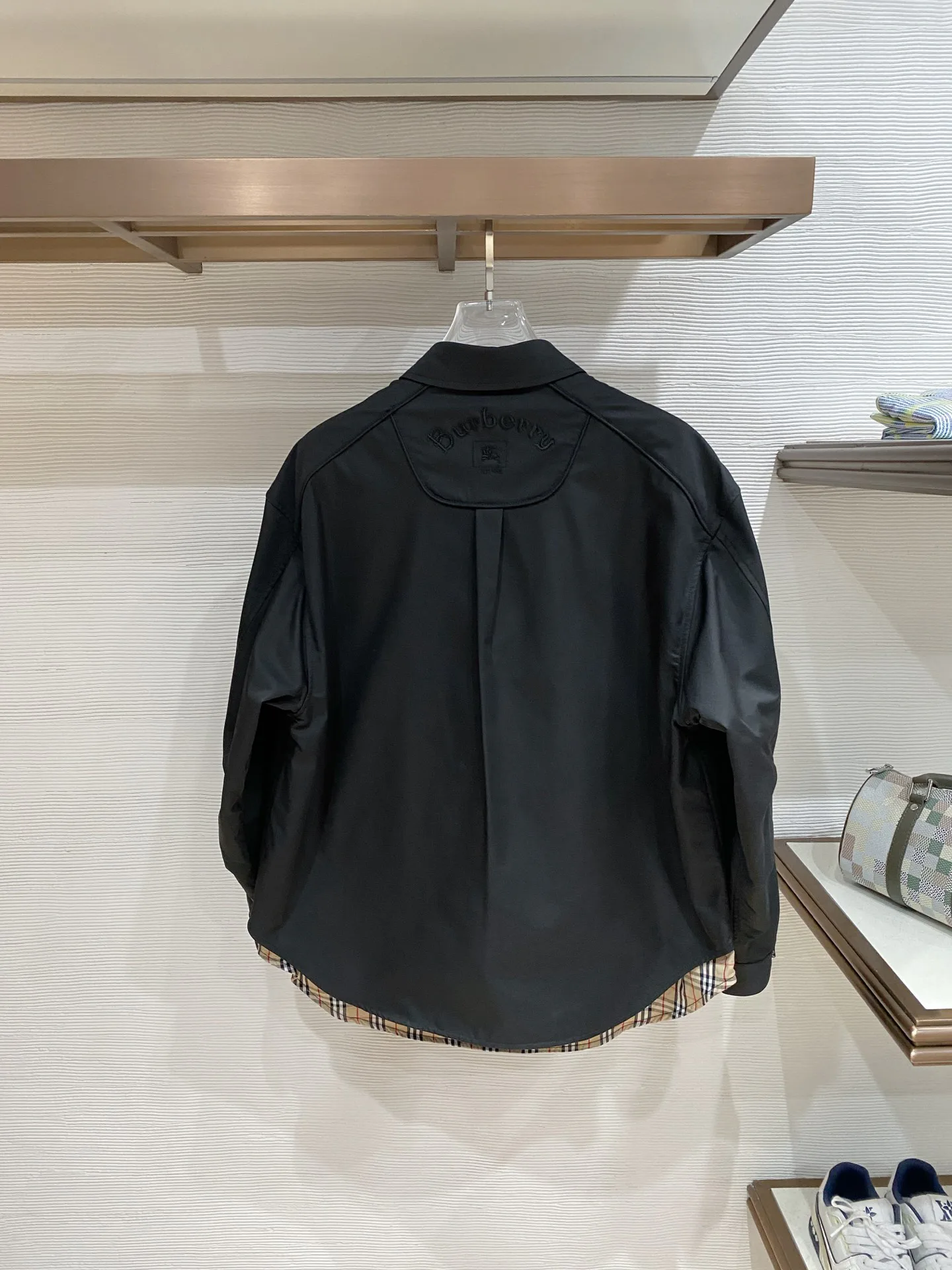 Куртки И Пуховики Мужские Burberry 10708585