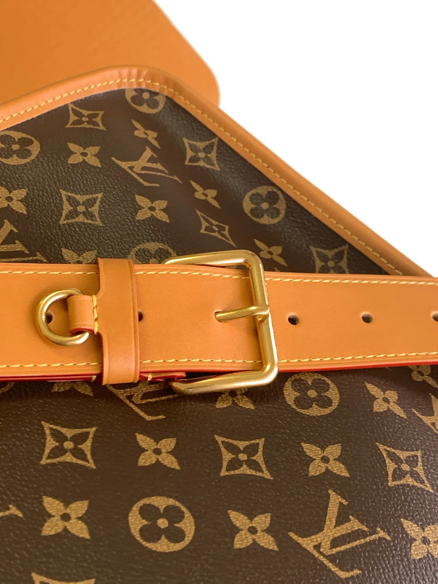 Сумки На Ремне Женские Louis Vuitton 10623914