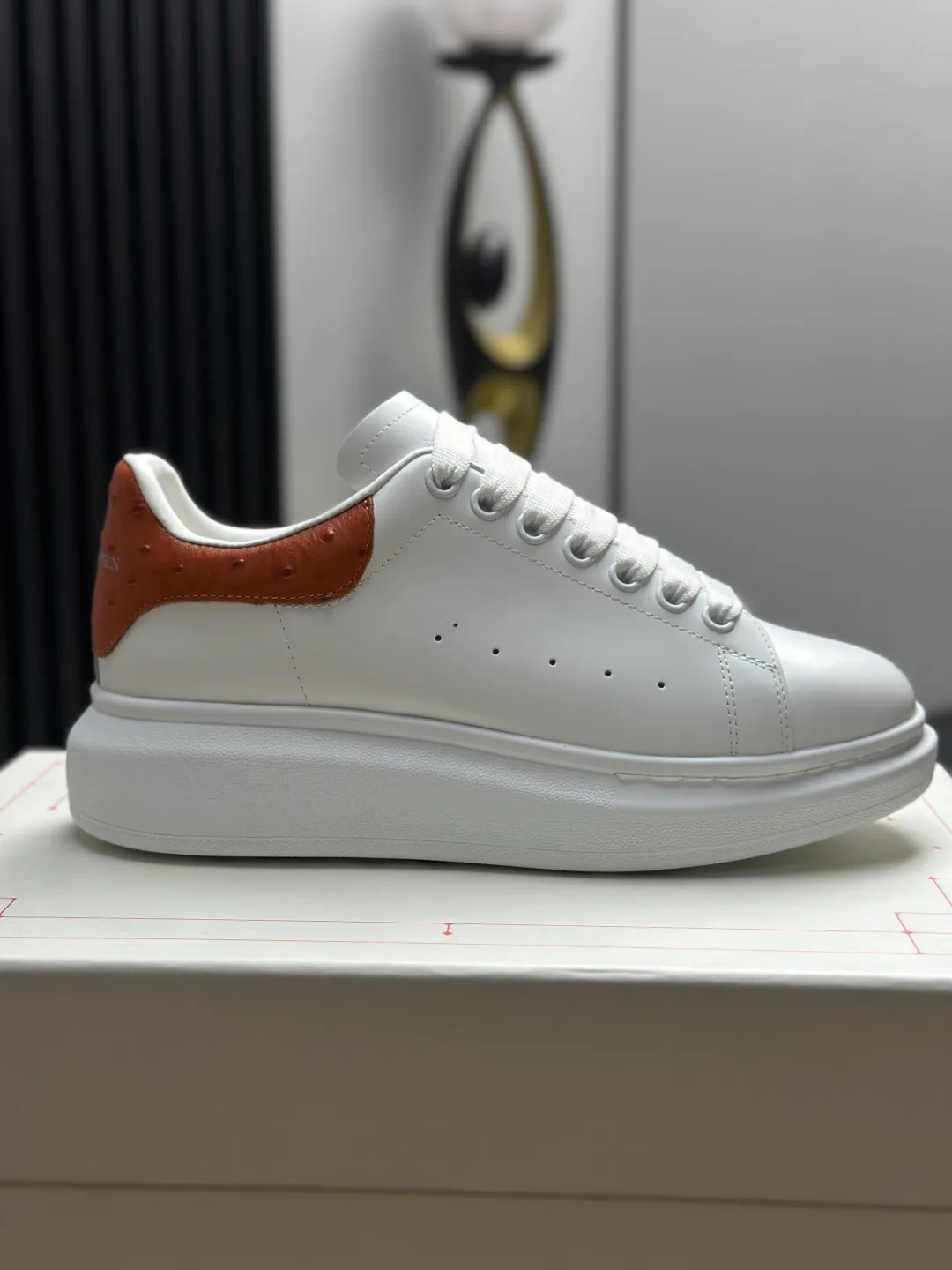 Кроссовки Женские Alexander Mcqueen 18677580