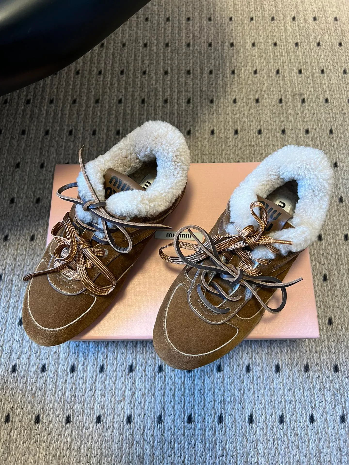 Кроссовки Женские Miu Miu 19399332