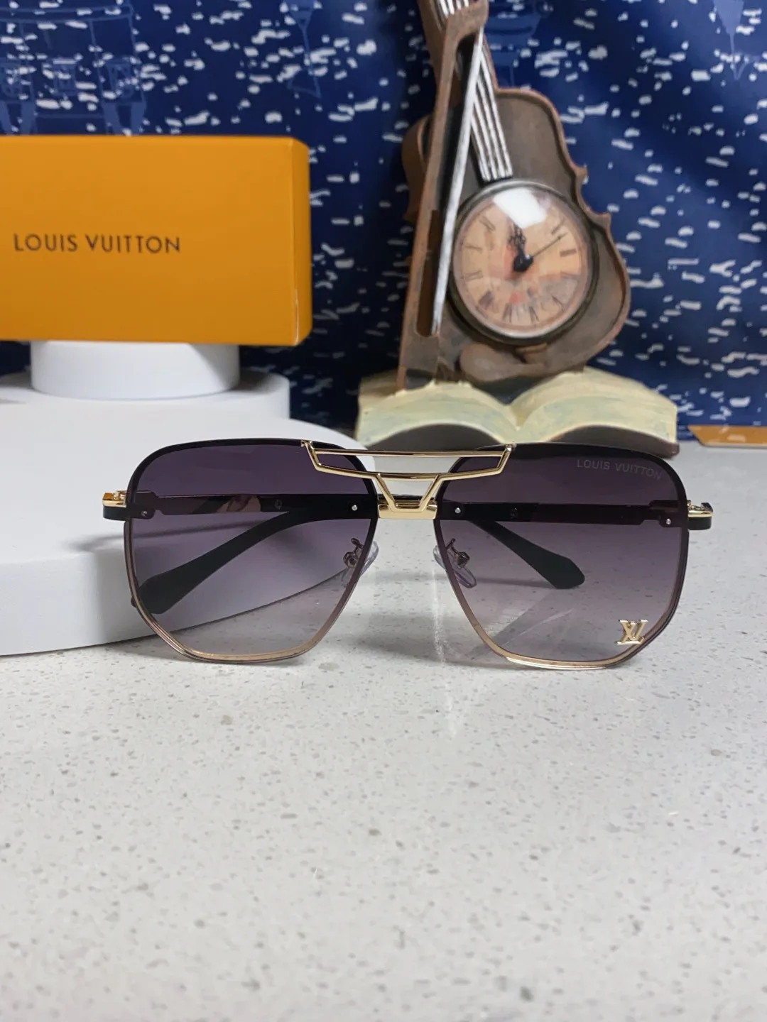 Очки Louis Vuitton 13135674