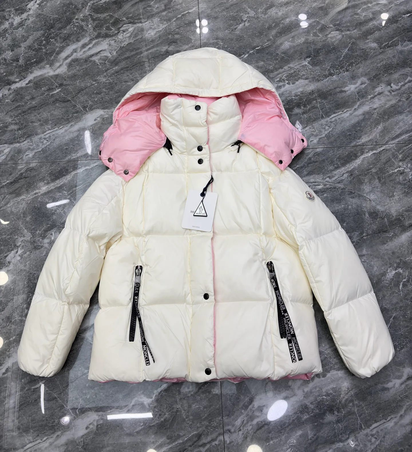 Куртки И Пуховики Женские Moncler 17568656