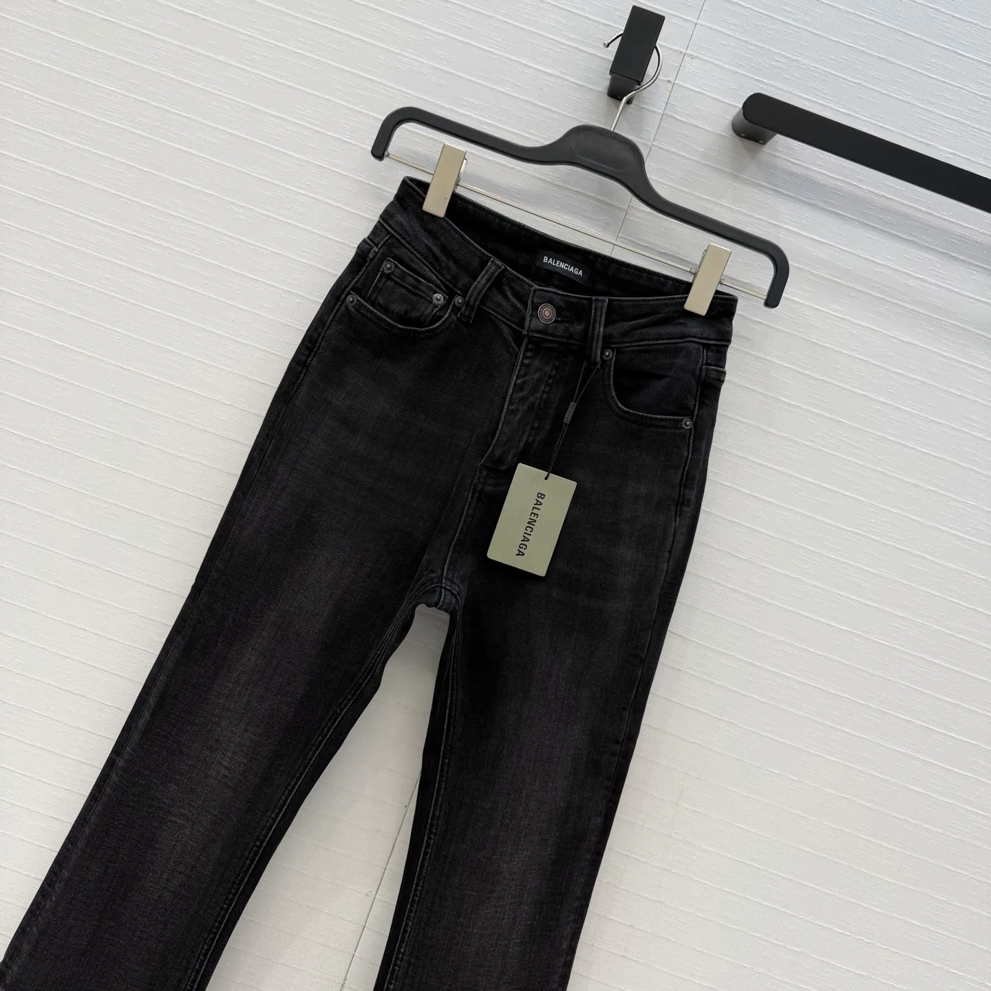 Джинсы Женские Balenciaga 19495034