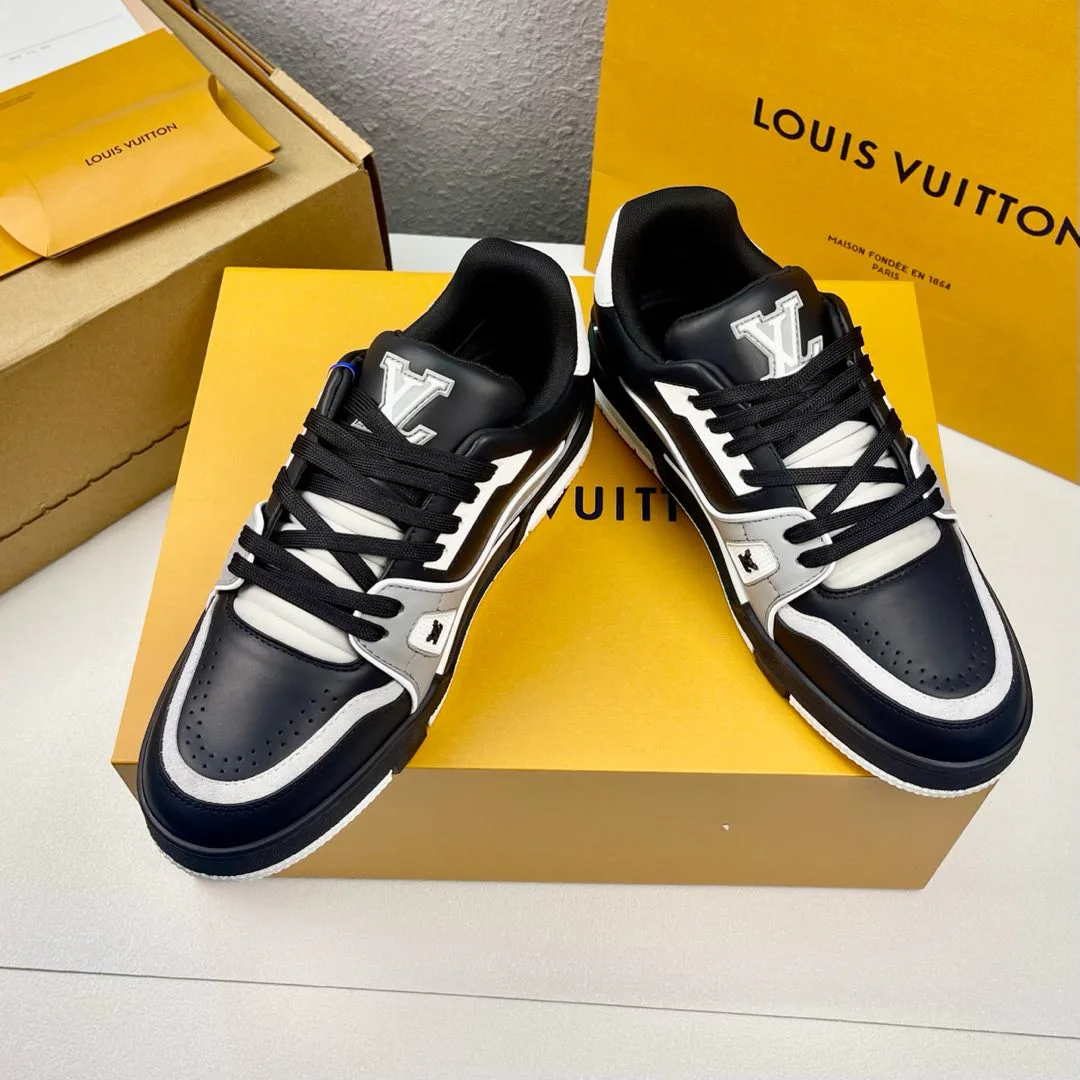 Кроссовки Женские Louis Vuitton 2679374