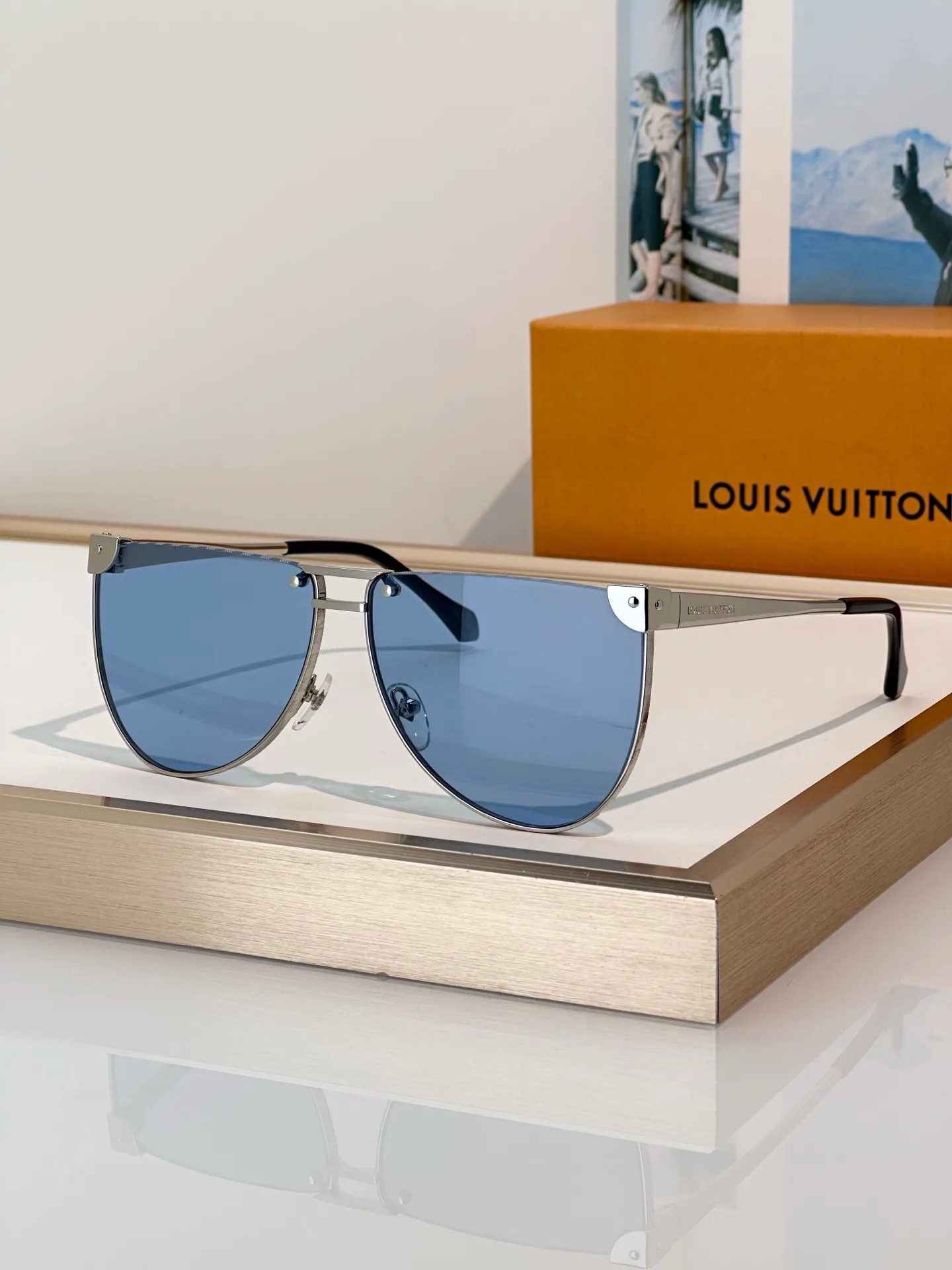 Очки Louis Vuitton 16942428