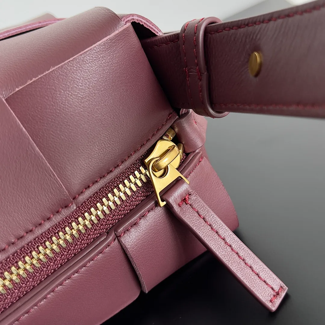 Классические Сумки Женские Bottega Veneta 18161084