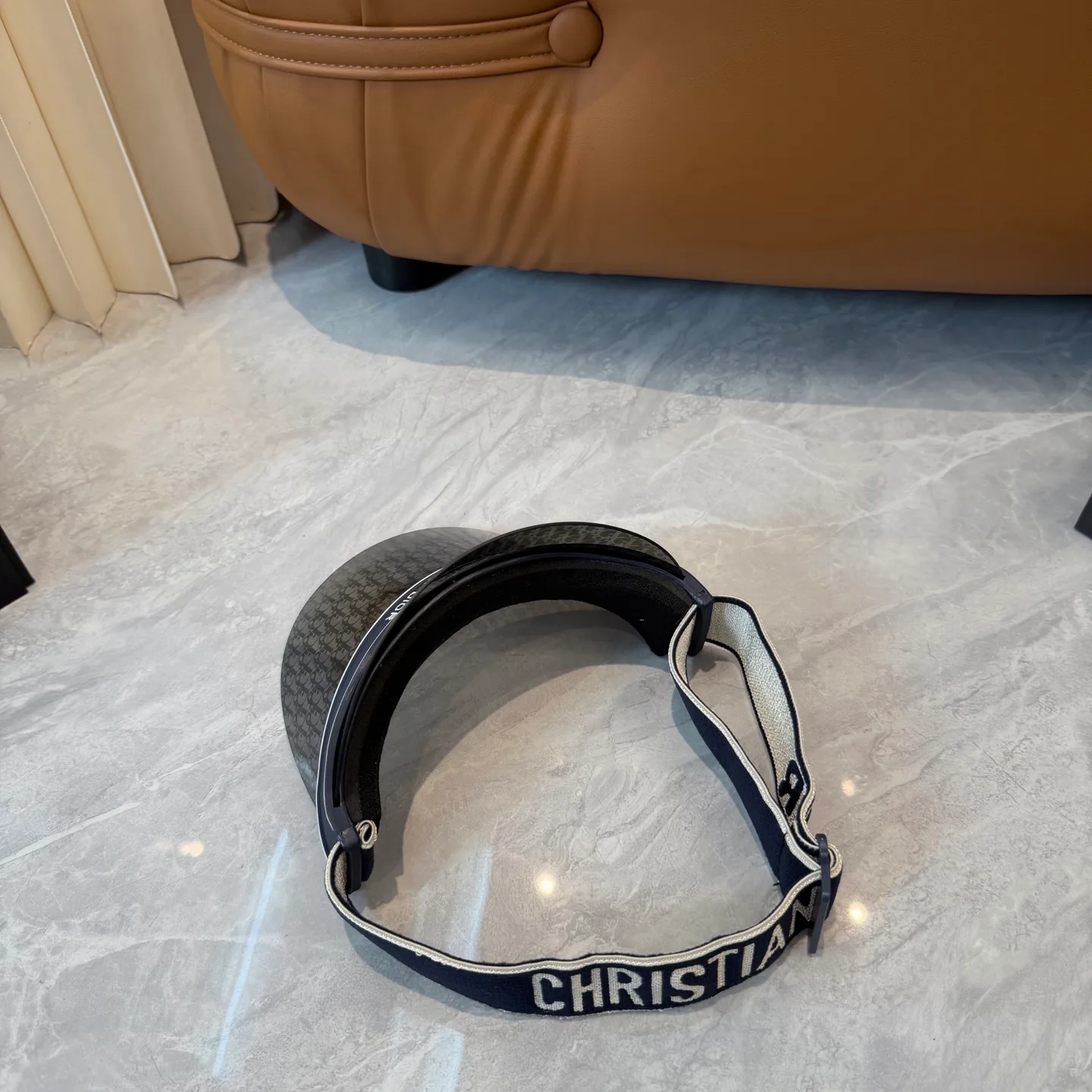 Головные Уборы Christian Dior 13294390