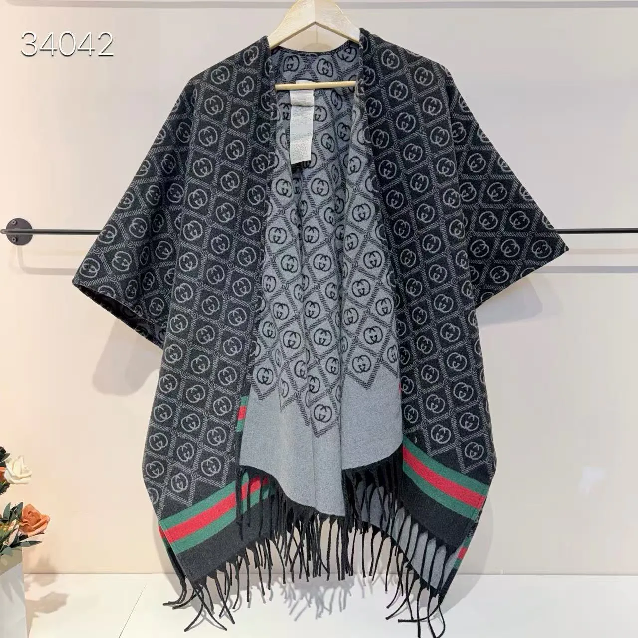 Пальто Женские Gucci 18763811